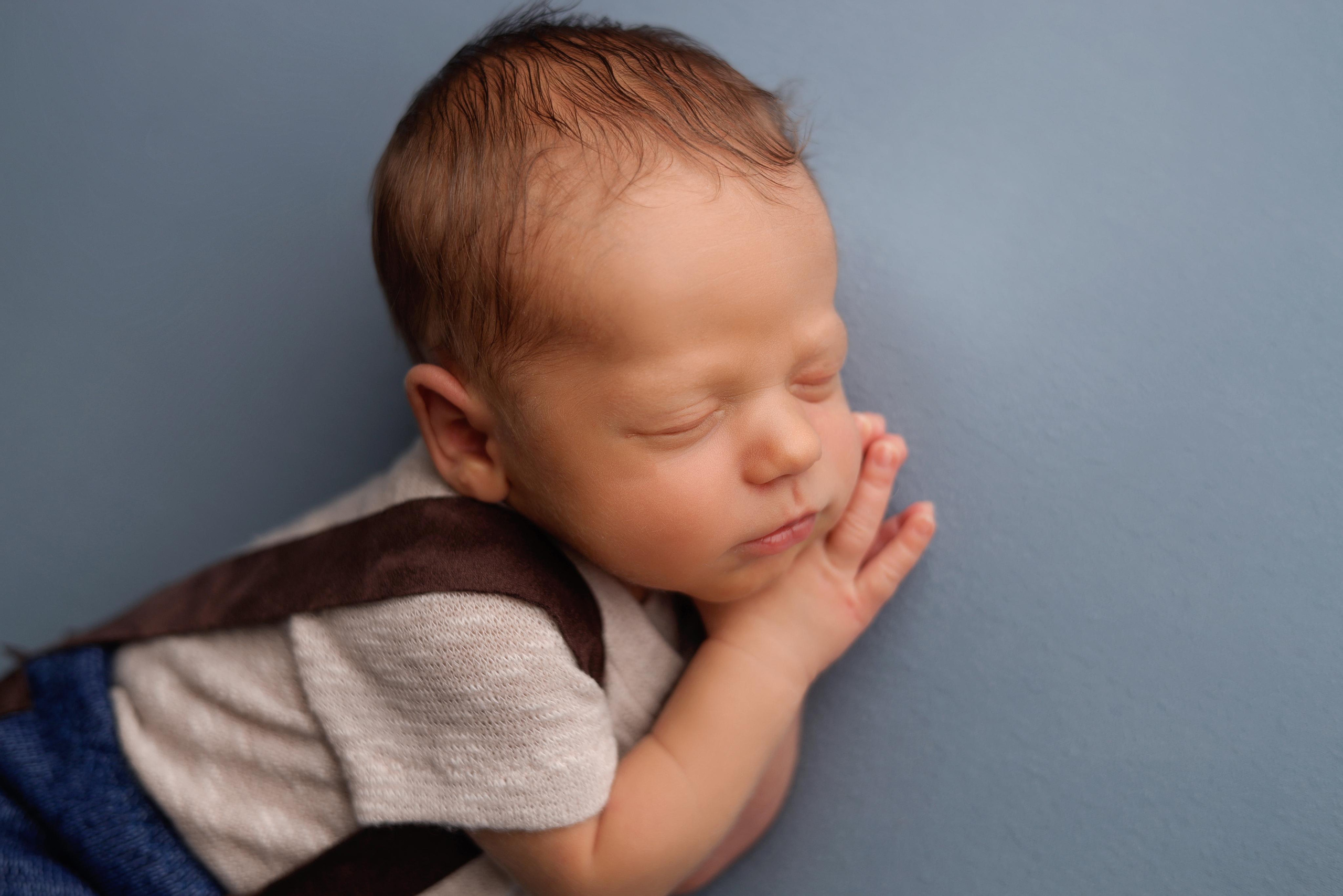 Ньюборн съемка Демида. Фотограф новорожденных Москва. Ньюборн фотограф Москва