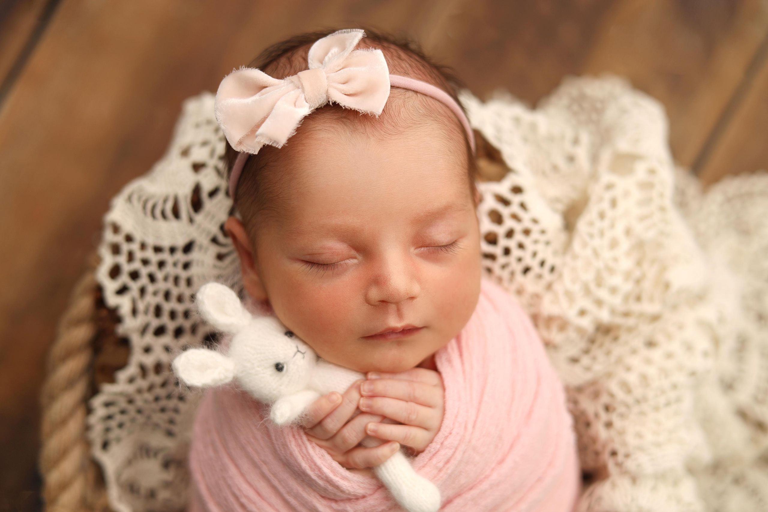 Ньюборн фотосъемка Эмилии. Фотограф новорожденных Москва. Ньюборн фотограф Москва