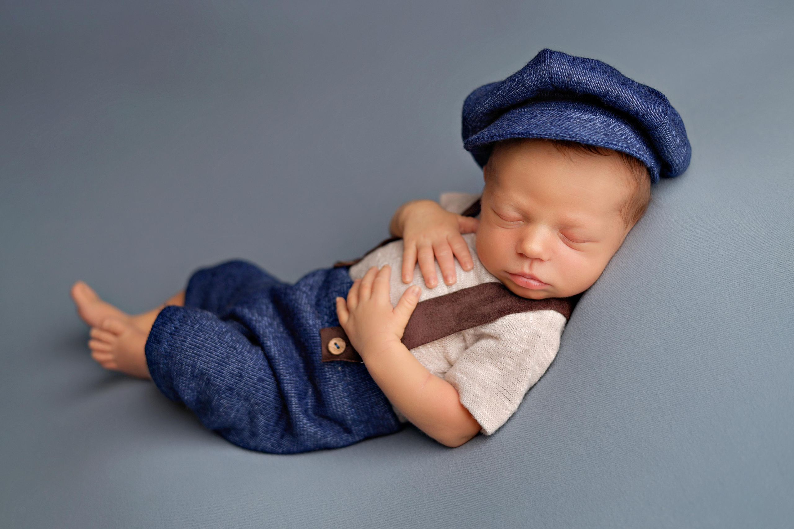 Ньюборн съемка Демида. Фотограф новорожденных Москва. Ньюборн фотограф Москва