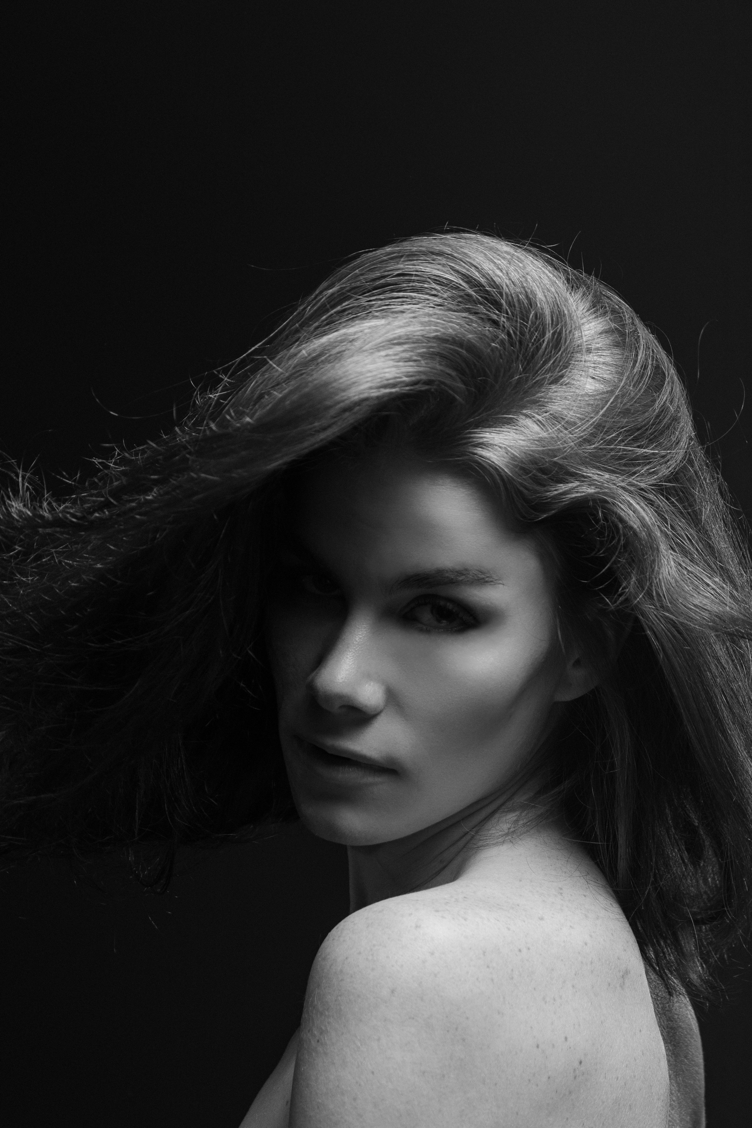 Лиза в темноте. Портретный фотограф в Санкт-Петербурге Савельева Ольга