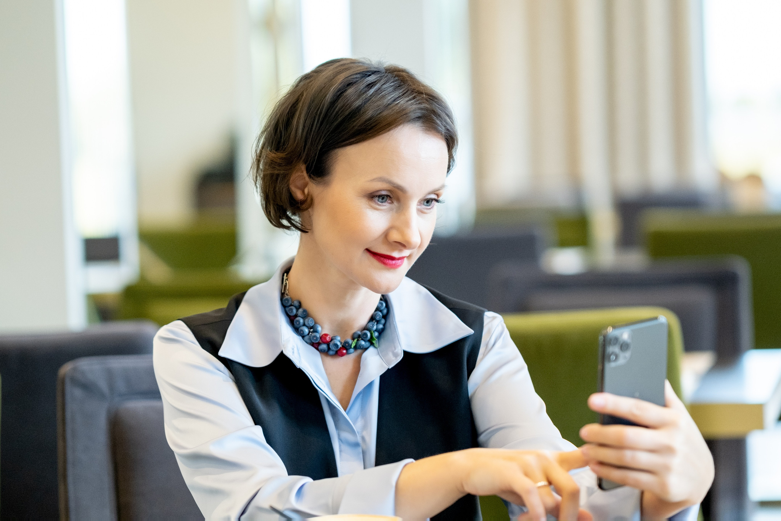 Юлия, предприниматель. Арт-стилист, визуализатор архетипических стратегий, психолог