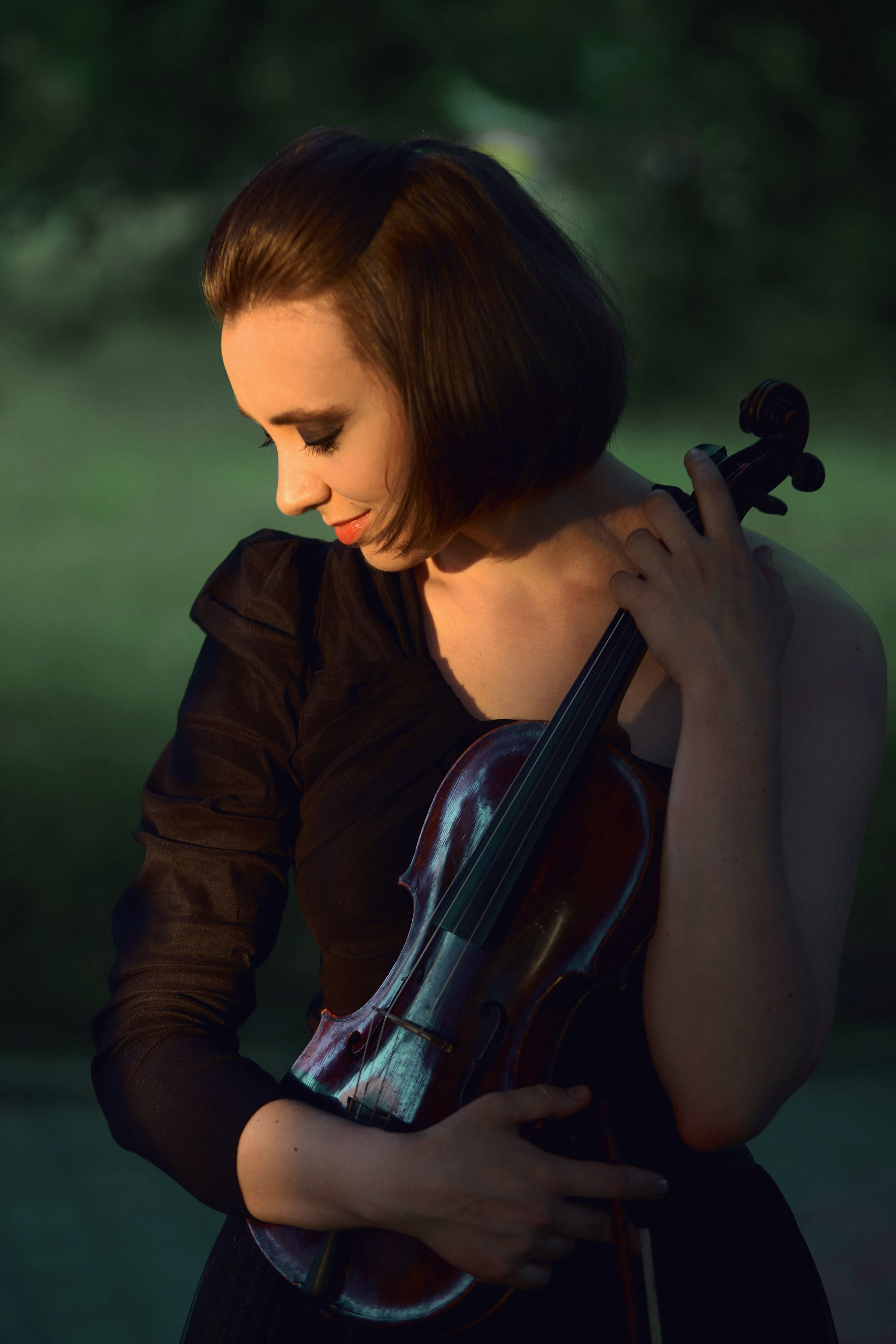 Портреты со скрипкой в парке для Ольги. Репортажный и женский фотограф в Новосибирске