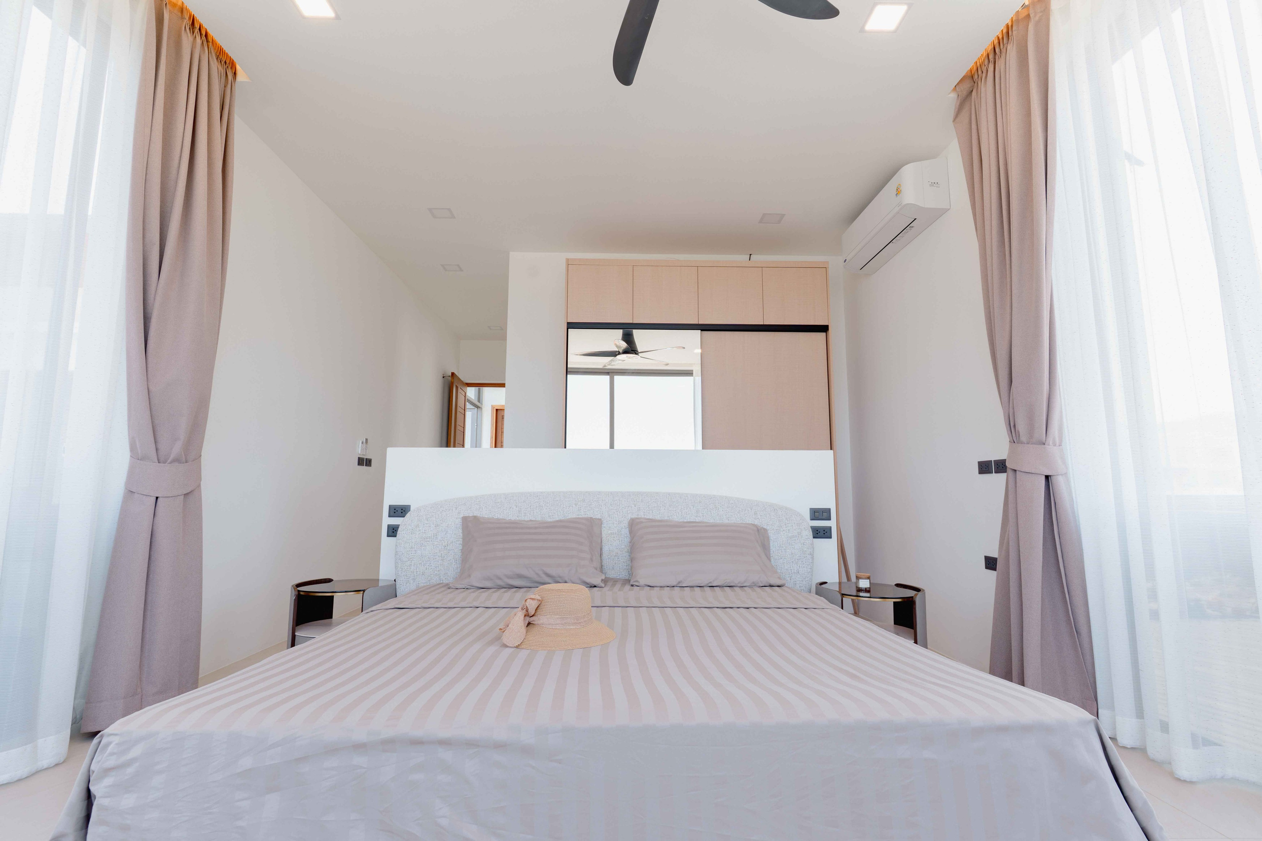 Villa 7. Toros Life — videographer and photographer in Thailand (Koh Samui, Koh Phangan)