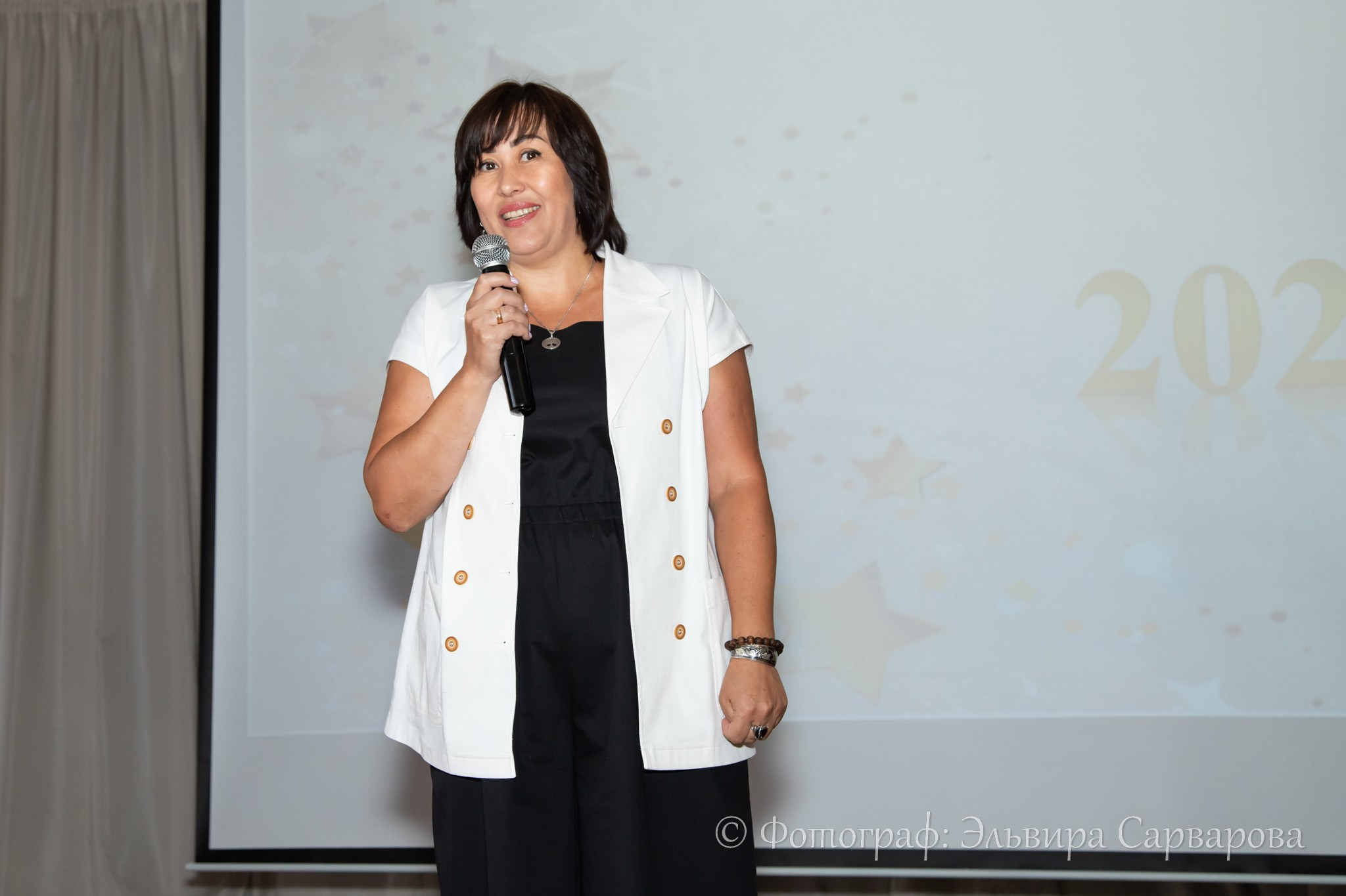 Вручение аттестатов 9 класс. Репортажный Фотограф