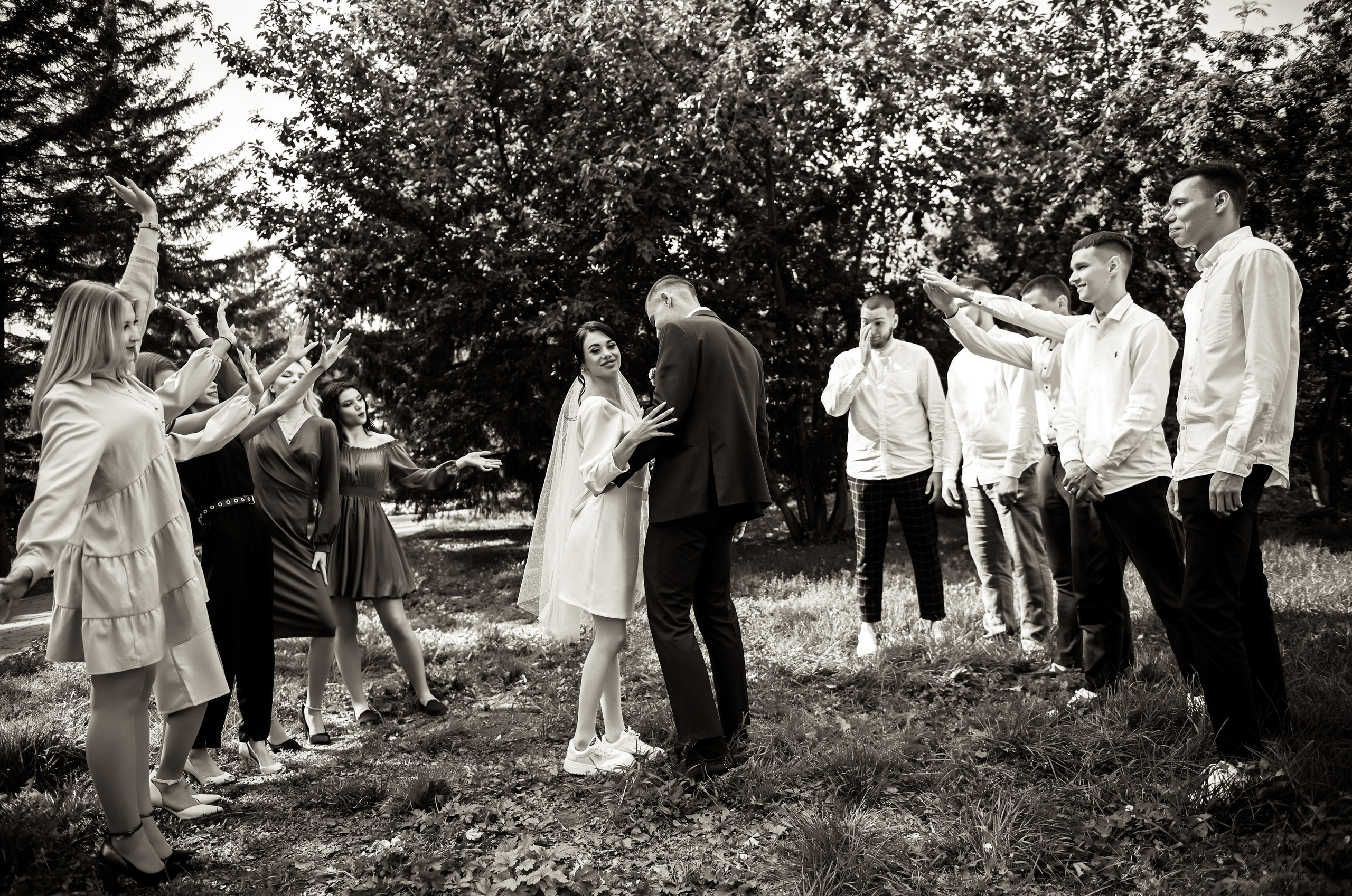 Небольшая часть фото со свадебной съемки Алексея и Даши. Свадебный, семейный, детский, контент фотограф в Омске Максим Ильин