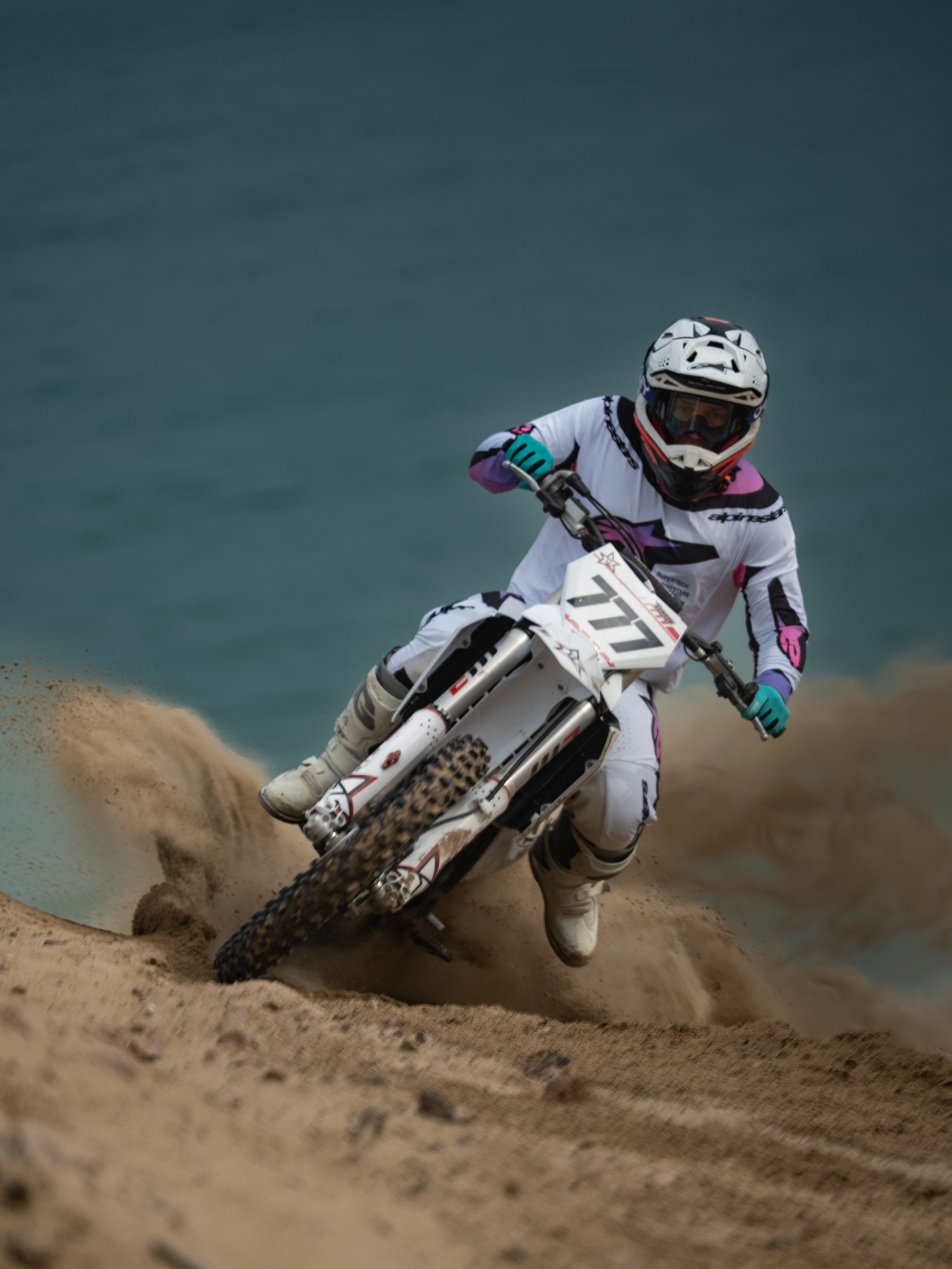 Bike. Сайт Алматинского НЮ АРТ, будуар и фэшн фотографа Дениса Карпенко