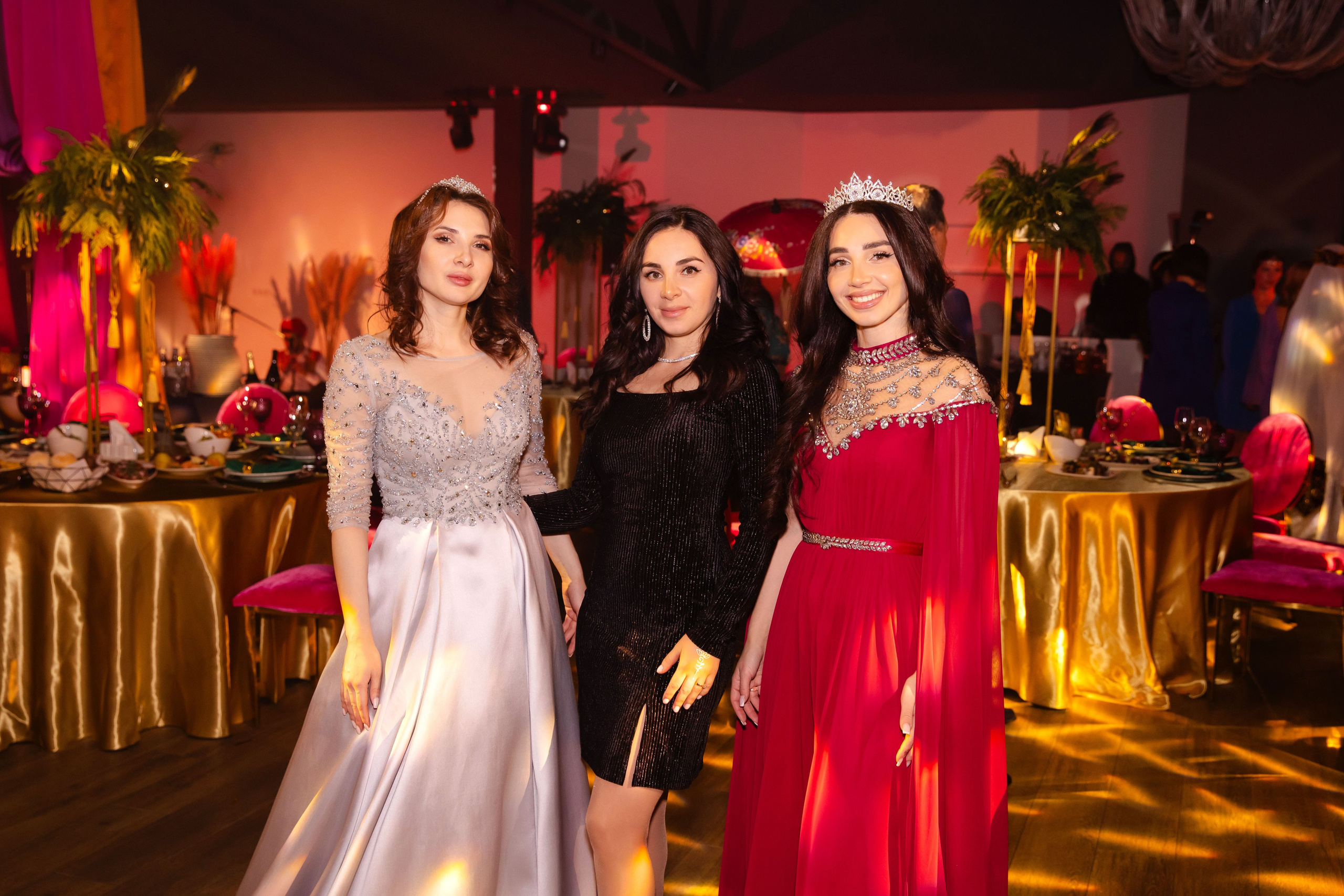 Корпоратив «Восточные сказки» в «Royal beach». Свадебный и семейный фотограф в Санкт- Петербурге Гугучкина Полина