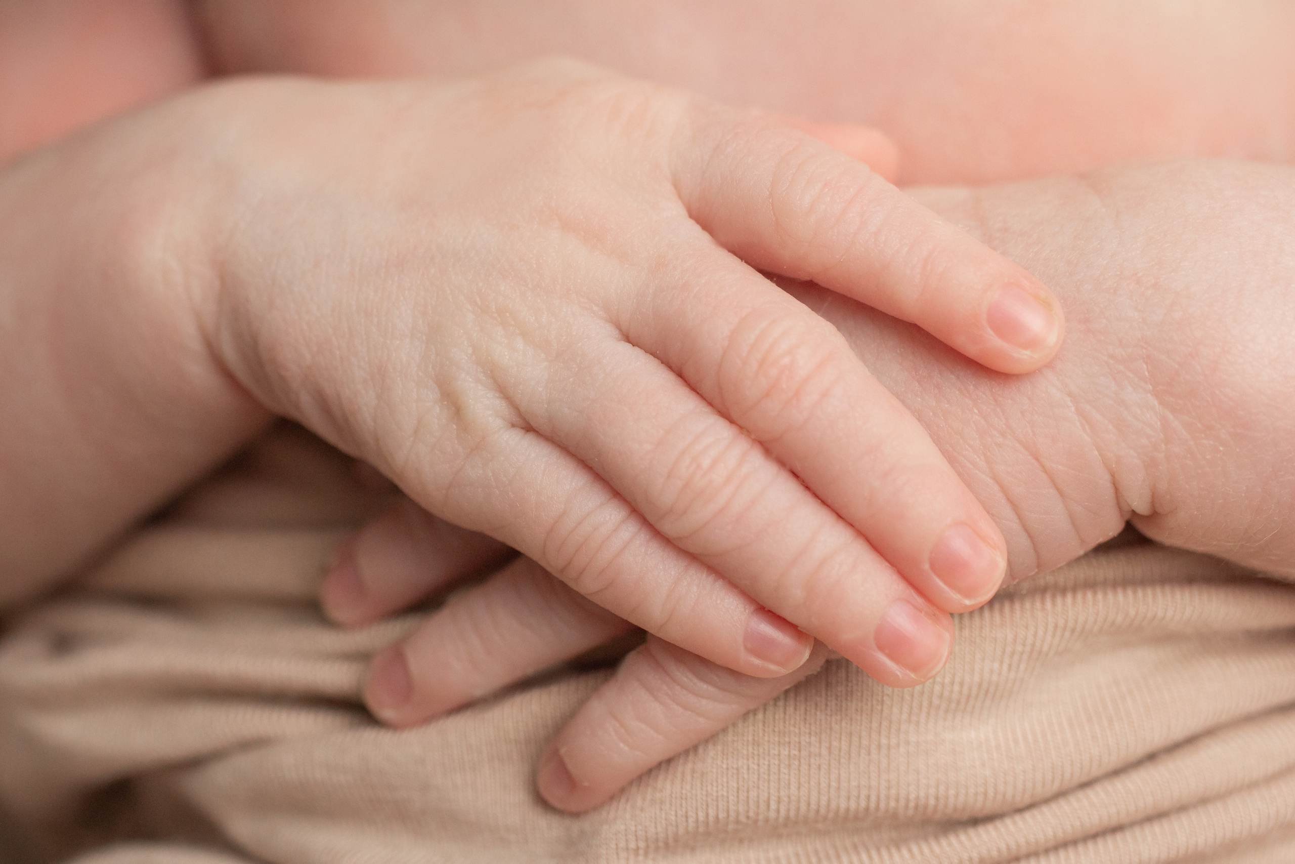 Классический стиль newborn. Фотограф новорождённых Анапа Елена Кушнарь