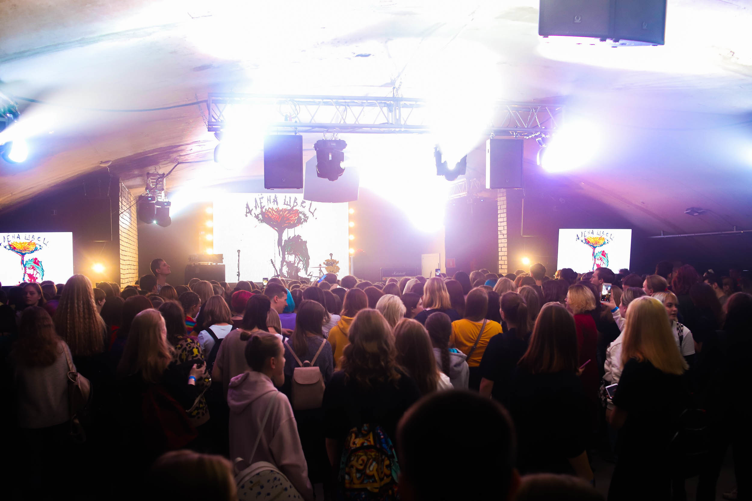 Алёна Швец Новосибирск. Фотограф Томск Скавронский Даниил