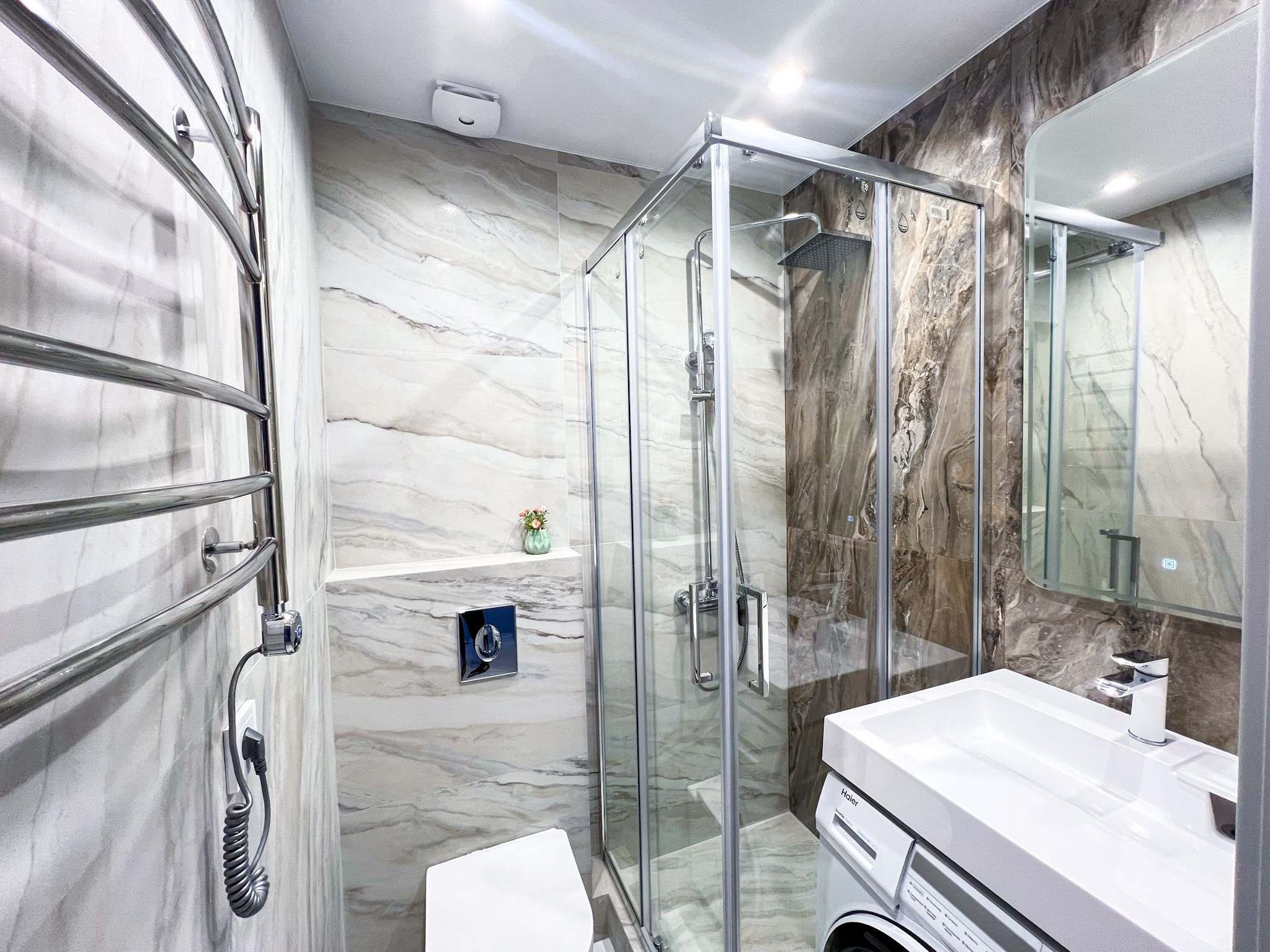 Люкс апартаменты рядом с морем в центральном районе Сочи!. Квартиры посуточно, длительно в Сочи, LARA APART GROUP