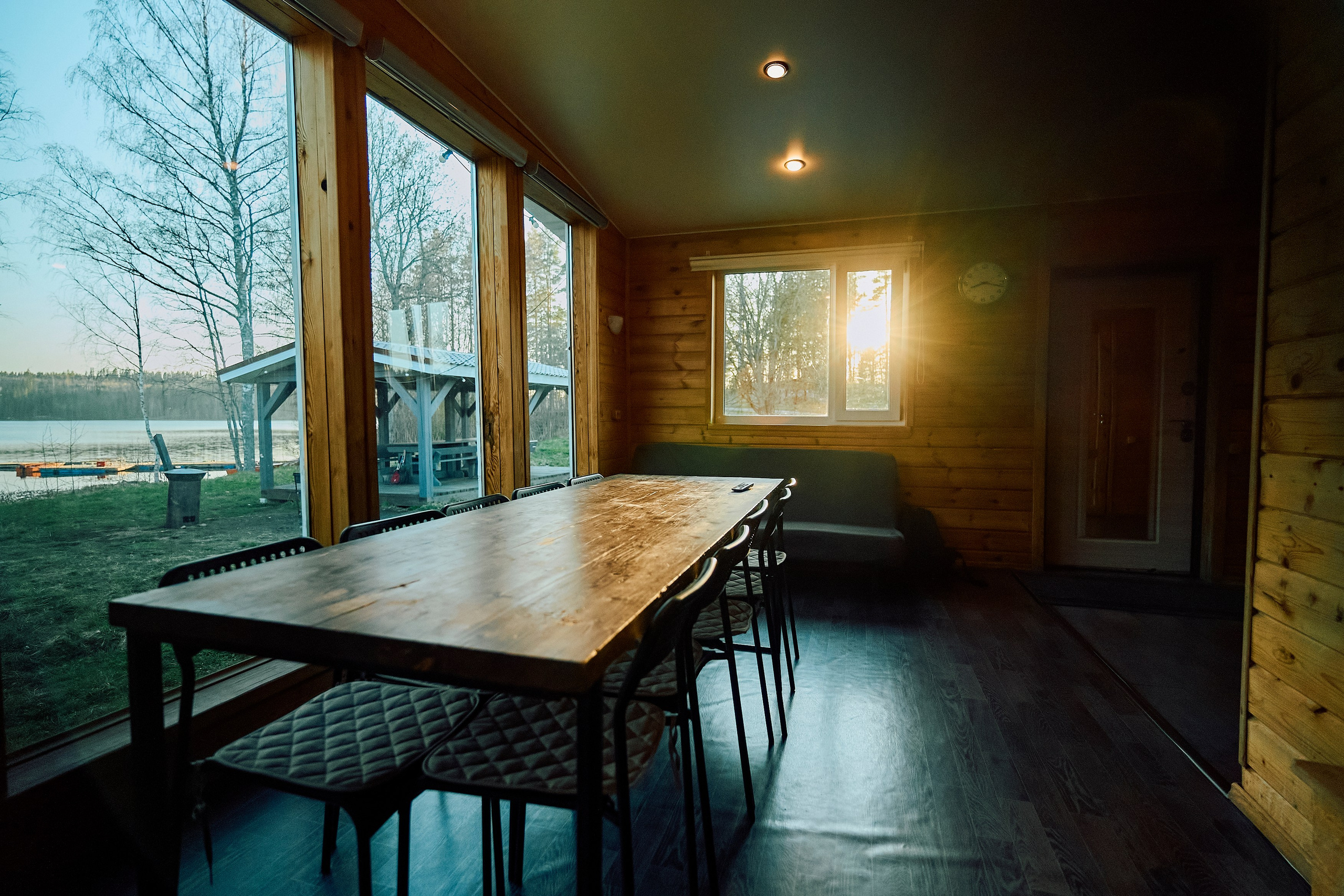 Интерьеры  базы отдыха Берег Ладоги