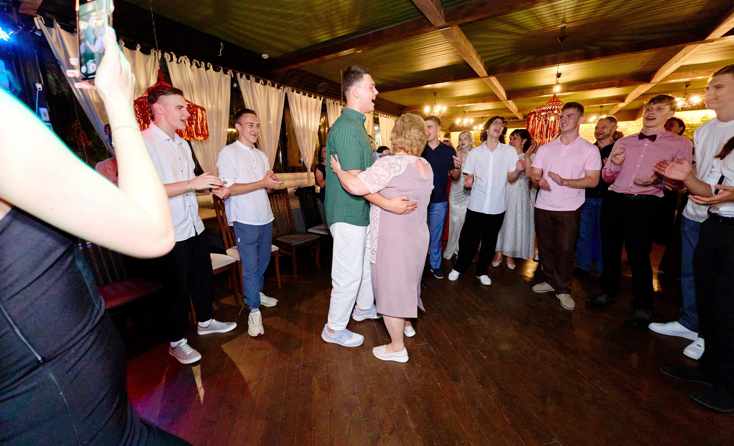 Выпускной 35 Сош. Фотограф Выпускные альбомы Таганрог Сергей Коробченко