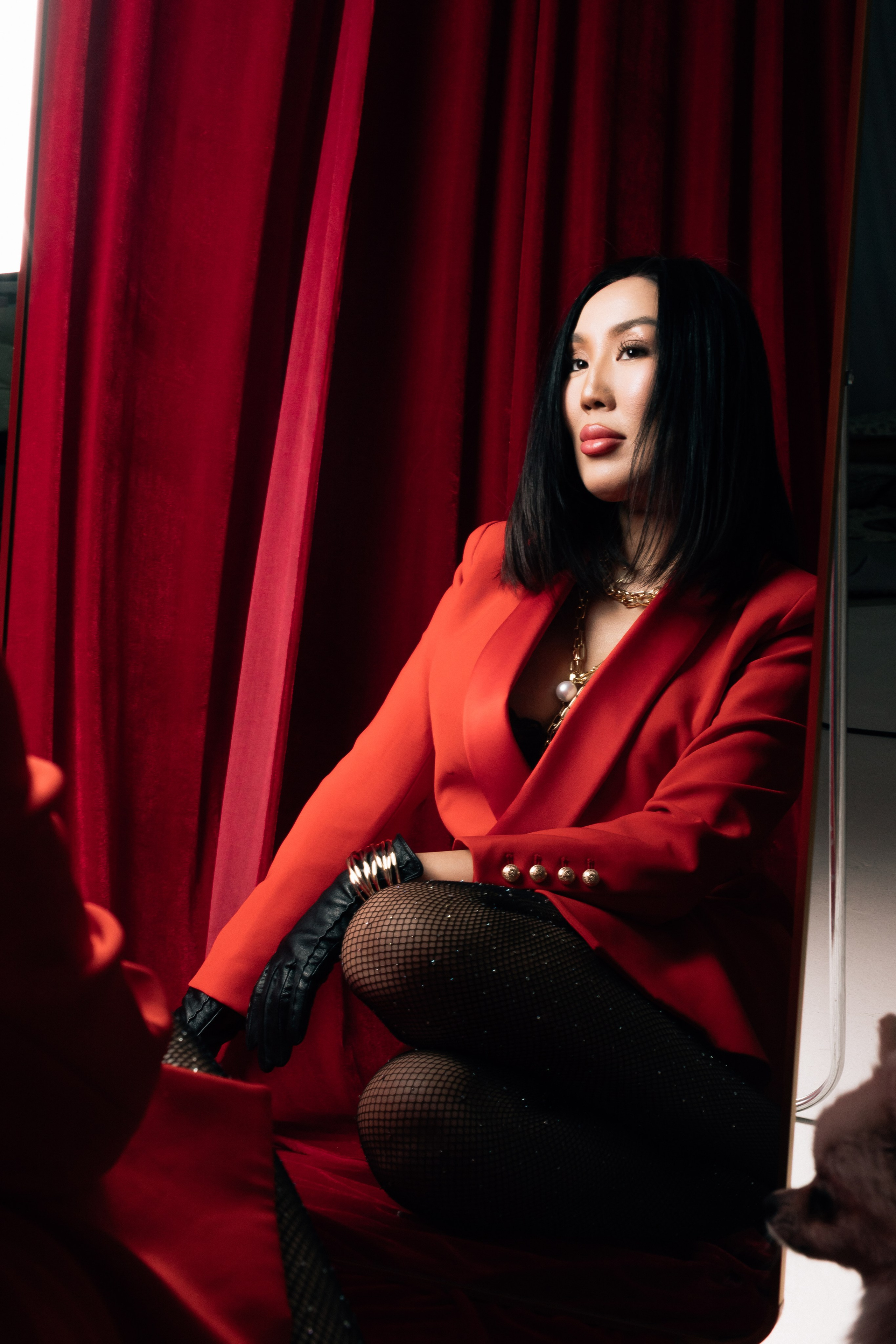 Красное, черное. Фотограф Якутск Зоя Николаева