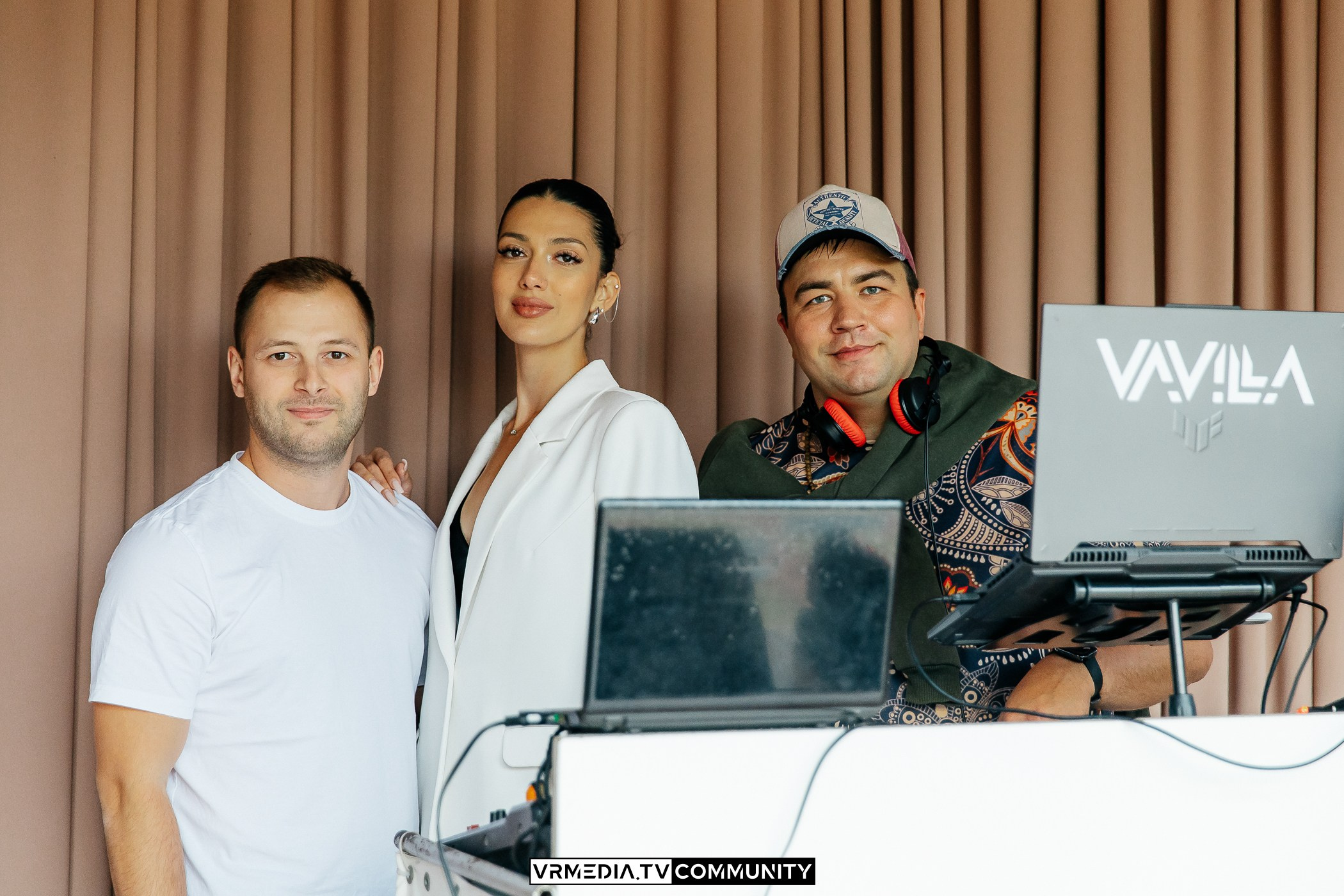 Ресторан «Лазурный Берег»: День строителя