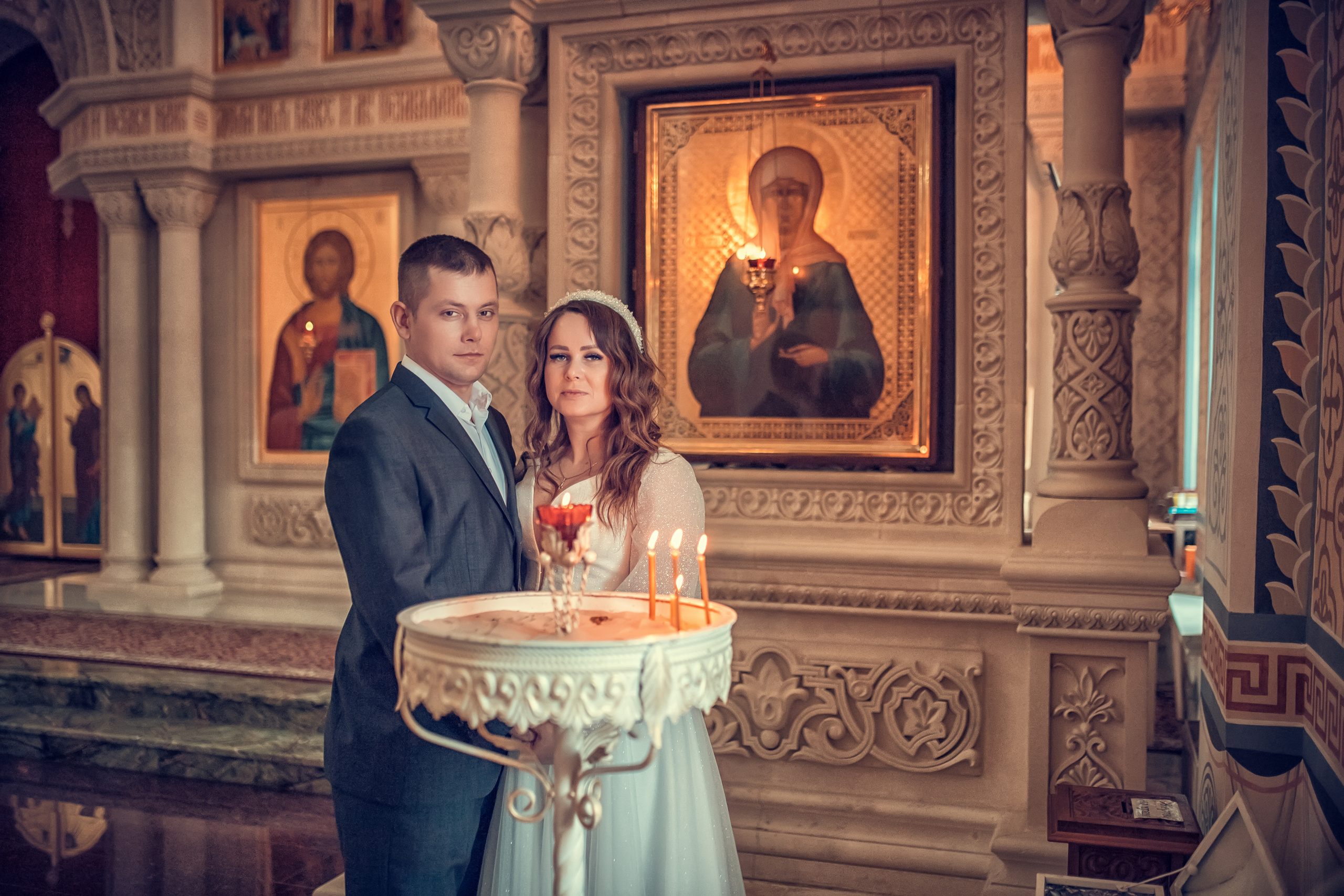 Таинство Венчания в храме Матроны Московской. Екатерина Крапивина фотограф церковных Таинств в Нижний Новгороде