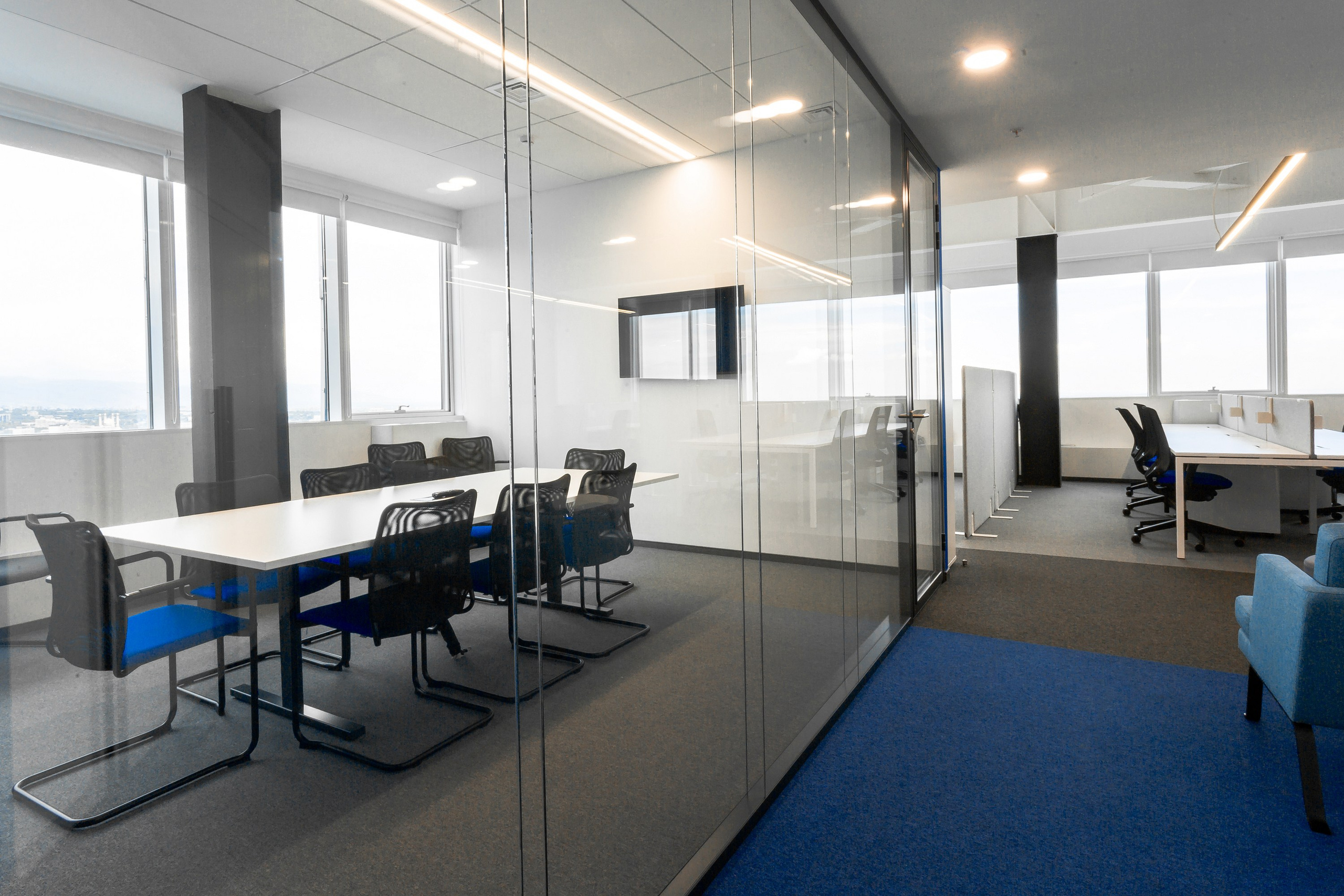 Mercure space. Репортажный фотограф в Алмате Чумаков Георгий