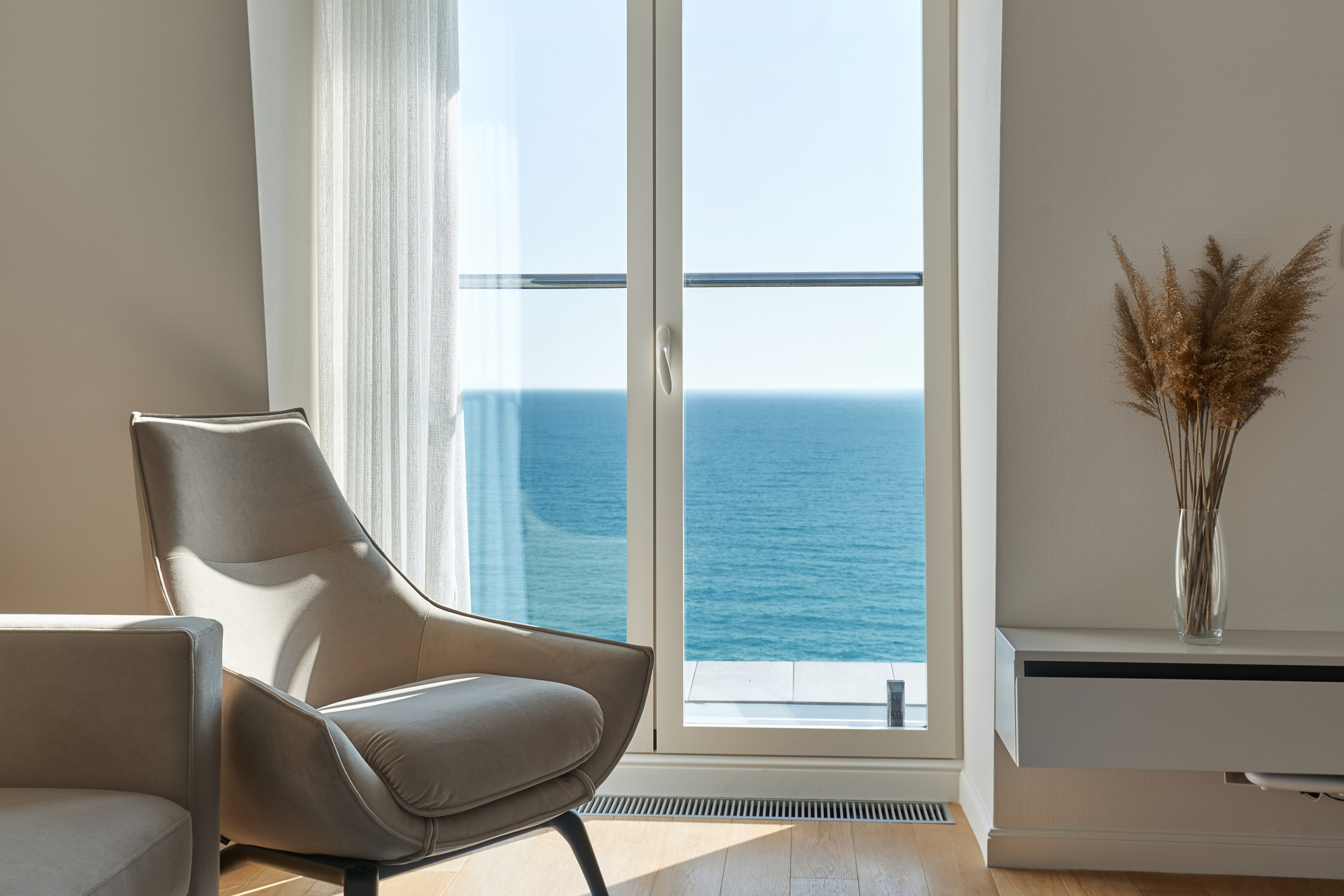 Фотограф апартаментов в Анапе. Профессиональный фотограф в Анапе Артем Ковальский