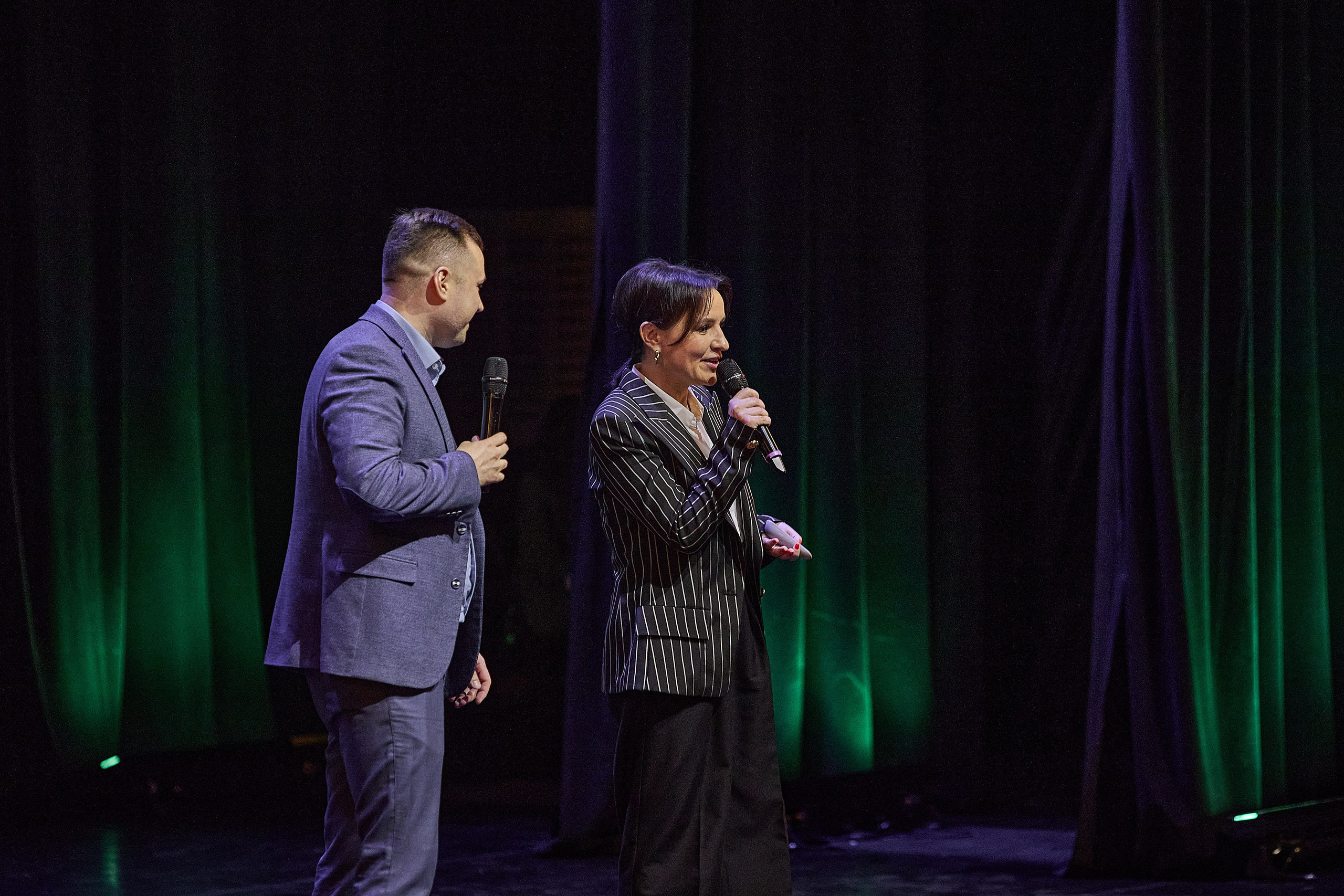 Конференция День лидера в Ашан. Event фотограф Александр Осин. г. Москва