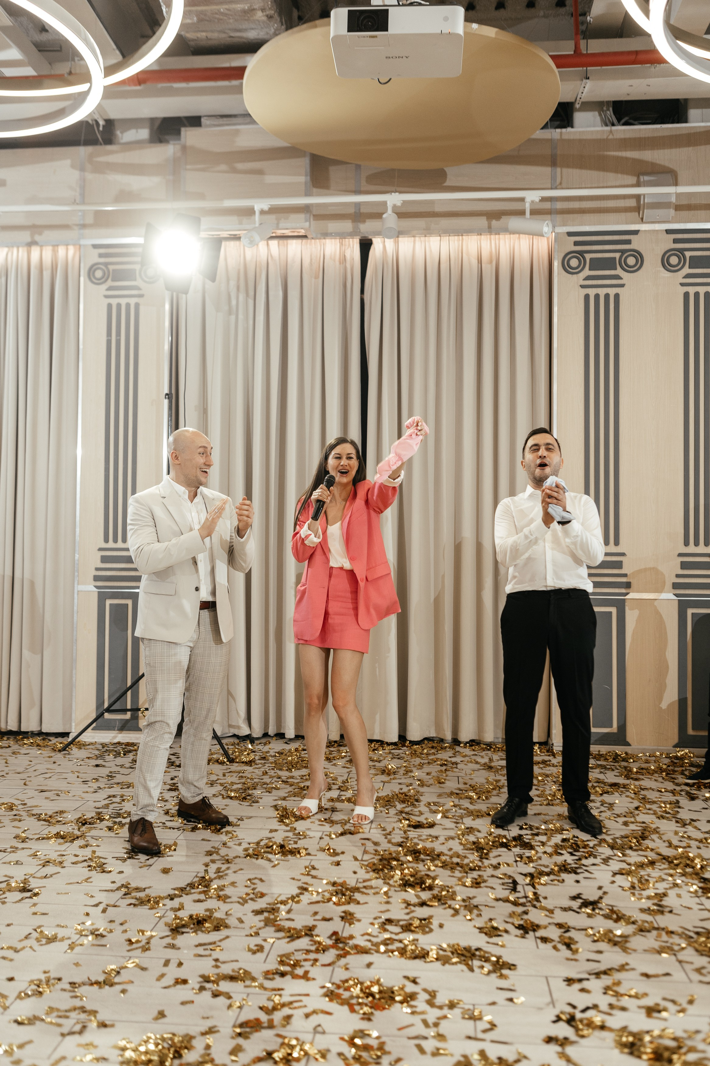 Свадебный фотограф Уфа — Руслан ГабдлисламовЖивые эмоции, красивые кадры, воспоминания на всю жизнь.Работаю по всей Республике Башкортоста. Свадебный фотограф Уфа Руслан Габдлисламов