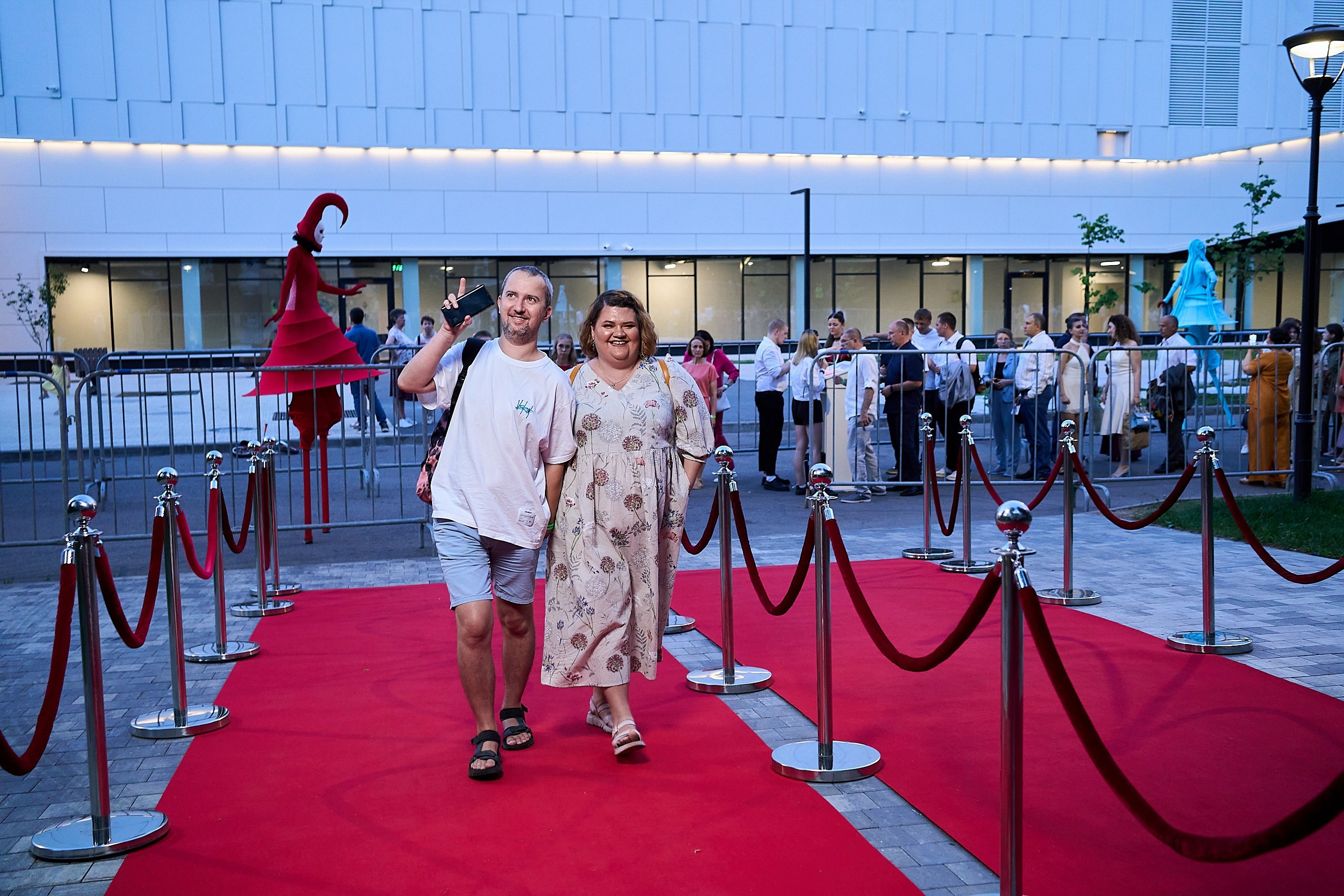 Выпускной 2024 концертный зал Академия ВТБ. Фотограф и Видеограф в Москве. Олег Корушев