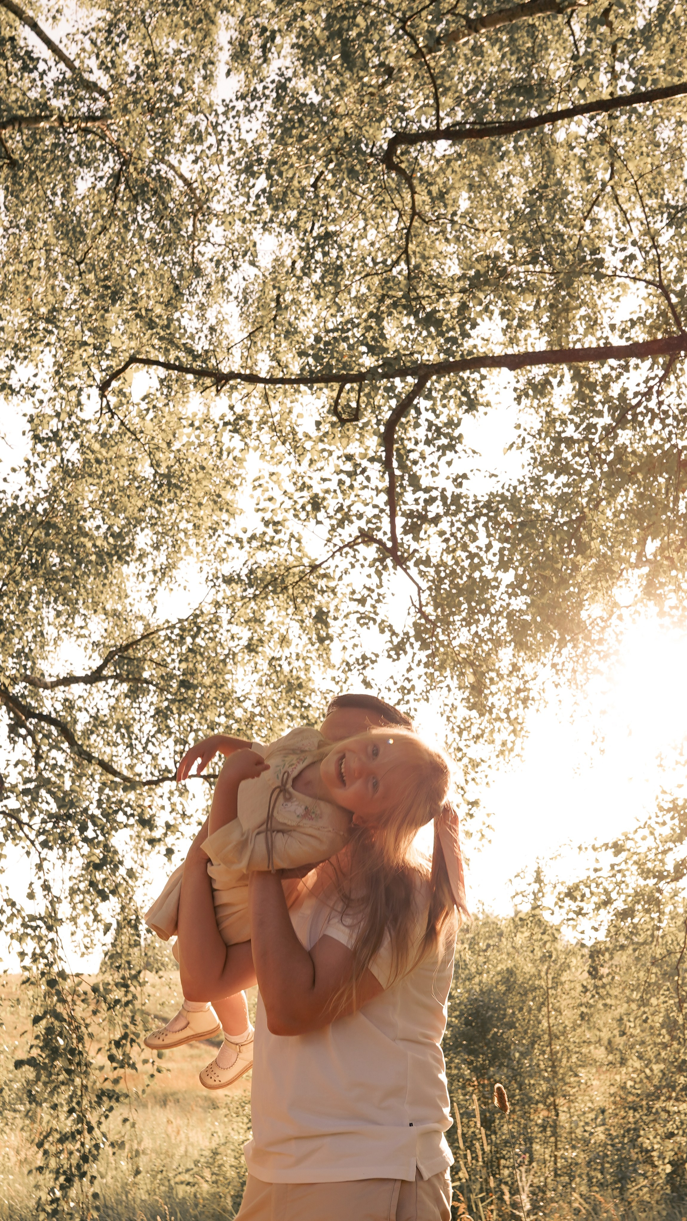 Семейная фотопрогулка. Фотограф Надежда Жемкова. Фотосъёмка, ретушь, фотомонтаж для вас и вашего бизнеса