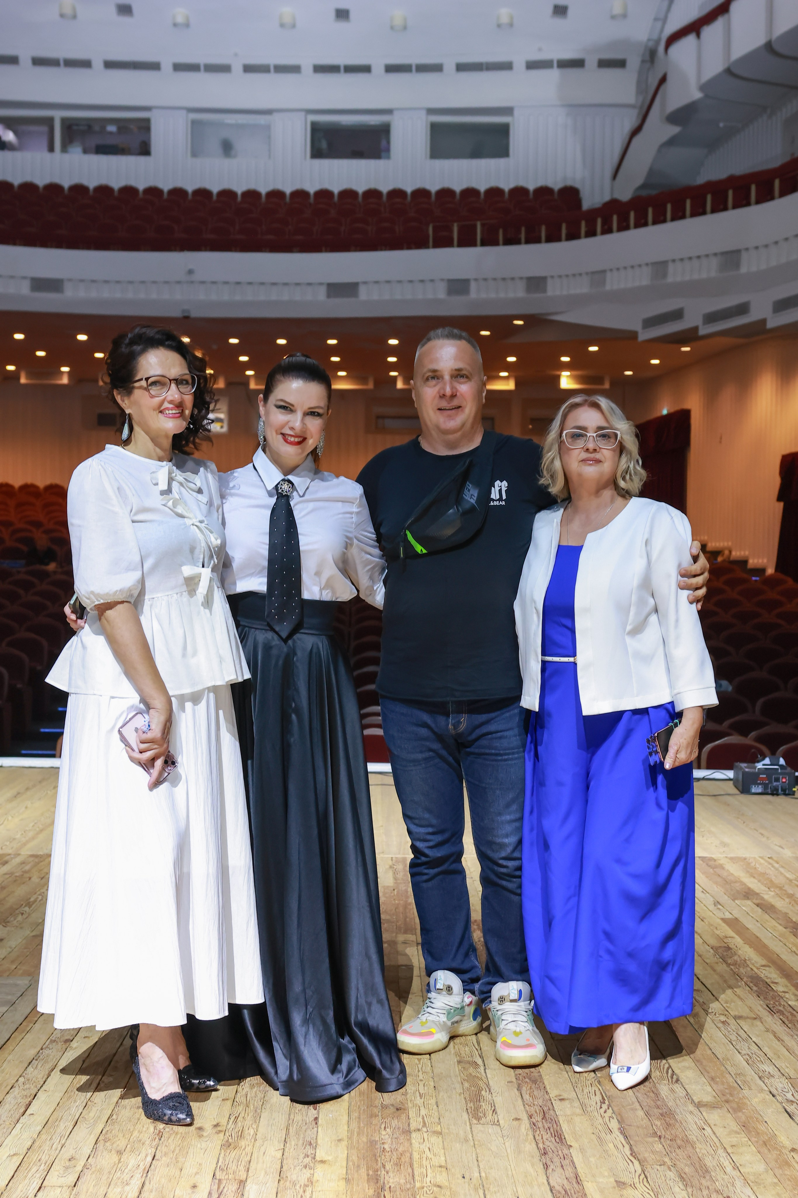 Репортаж с финала конкурса «Наша красивая мама». Фотограф и графический дизайнер Волгоград