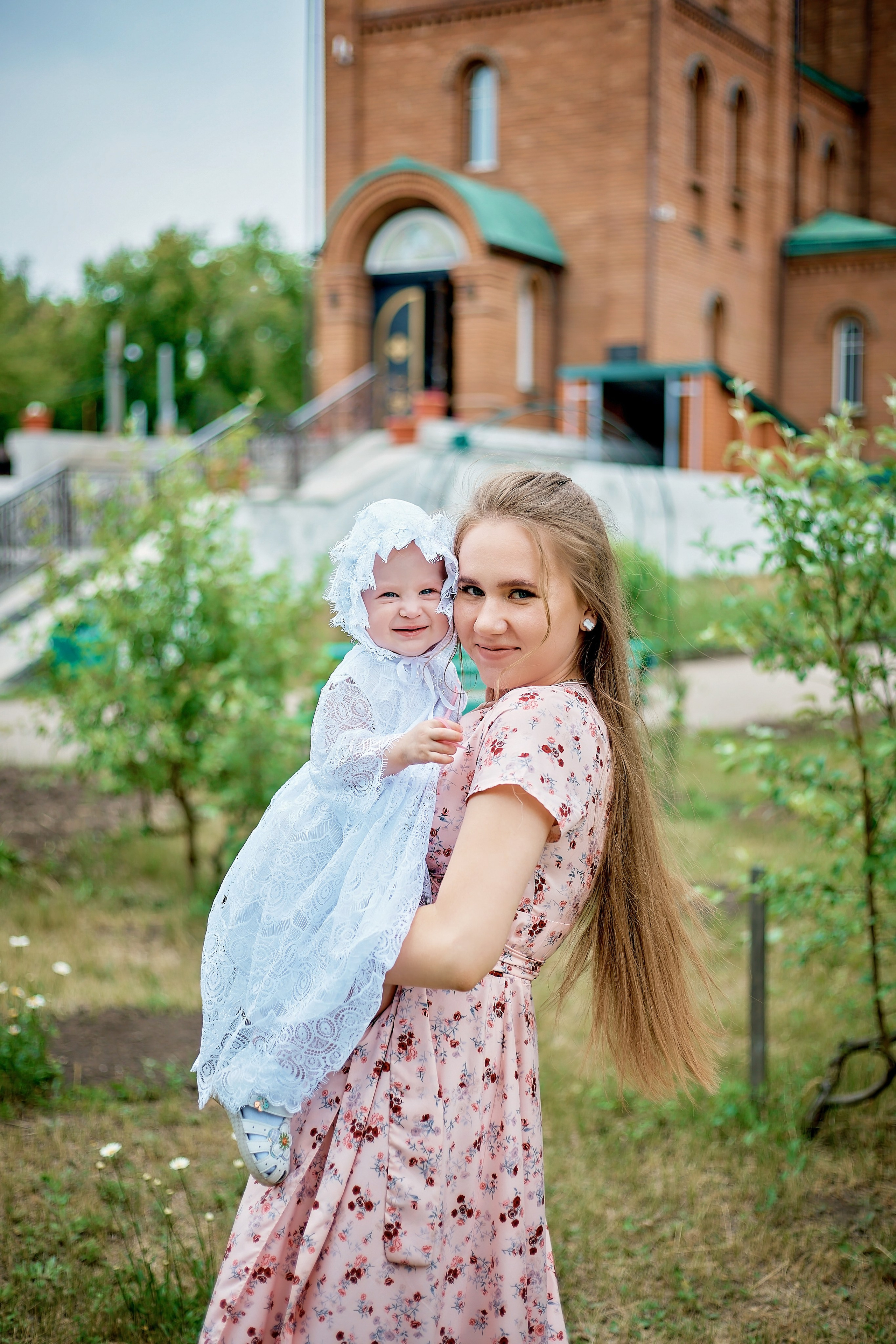 Фотограф на Крещение и Венчание в Барнауле
