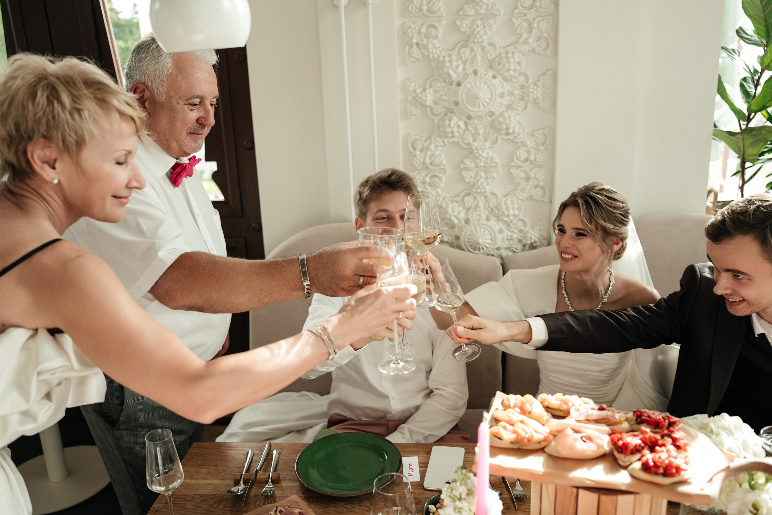 Ресторан Домик в саду, ВДНХ. Свадебный фотограф Москва Александра Аверкова