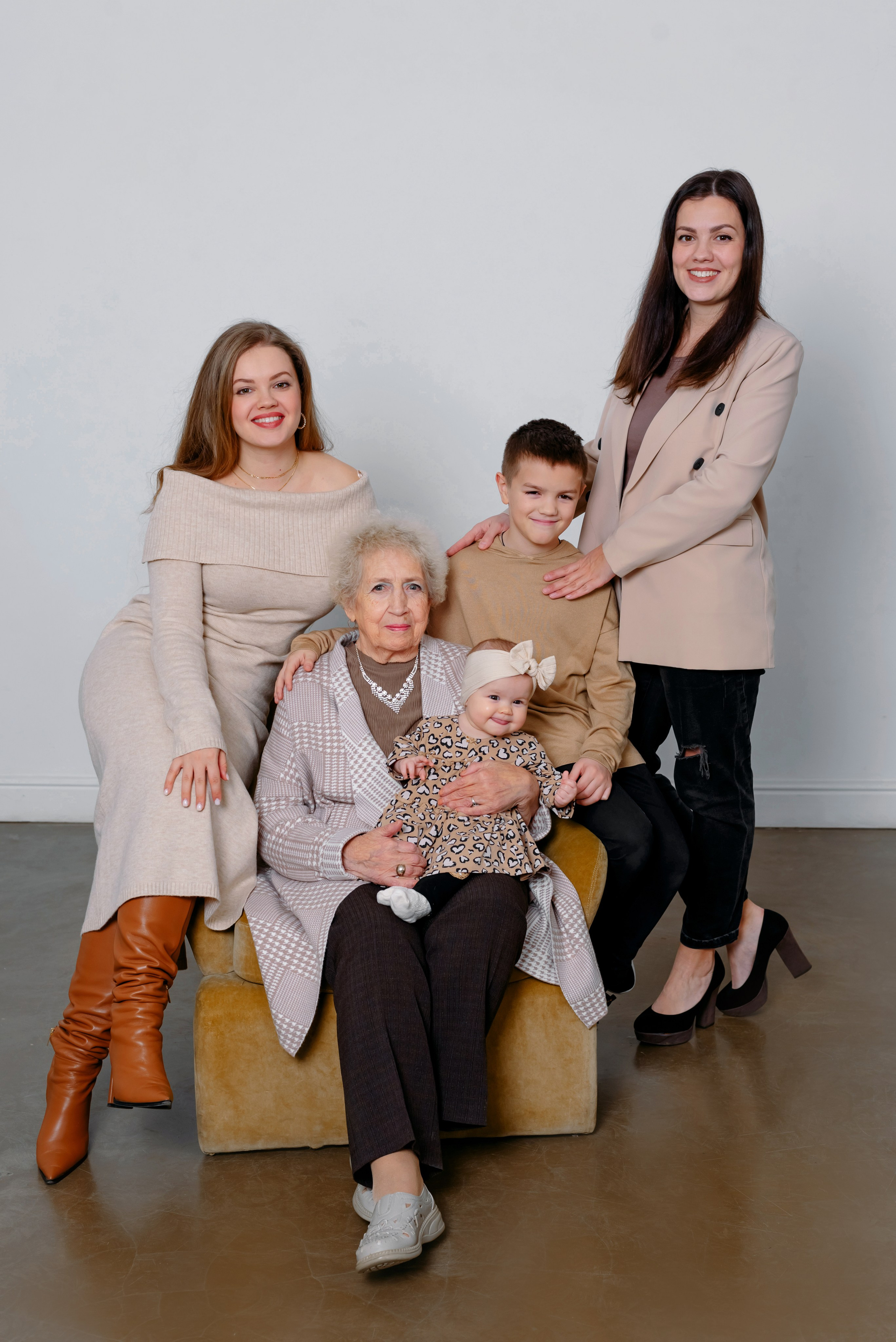 Фотосессия большой семьи. Фотограф Юлия Кондратьева