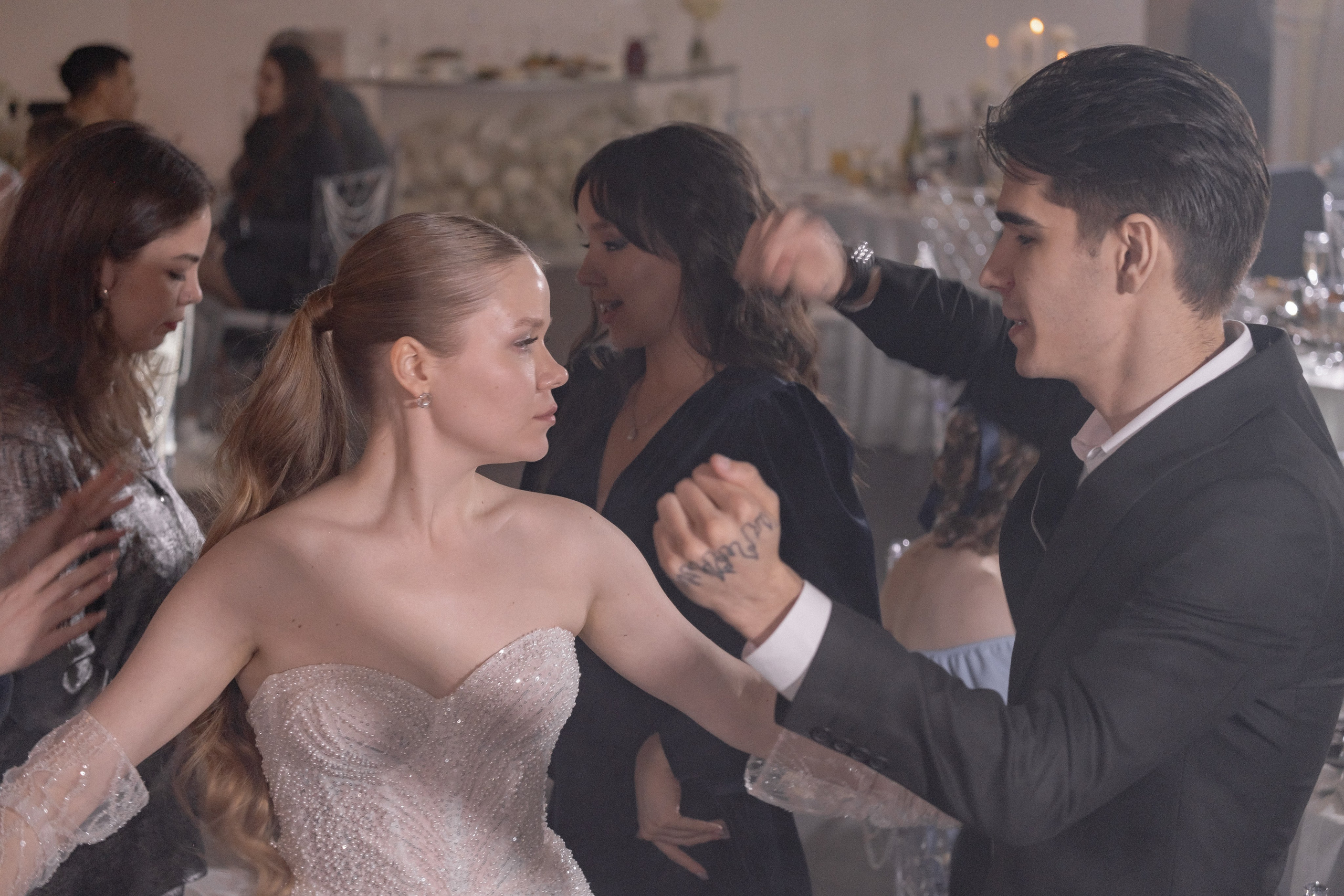 СВАДЕБНЫЙ БАНКЕТ (СНЯТО В СИБИРЕ В НИЖНЕВАРТОВСКЕ). Профессиональный фотограф, Санкт-Петербург — Виктория Богомолова