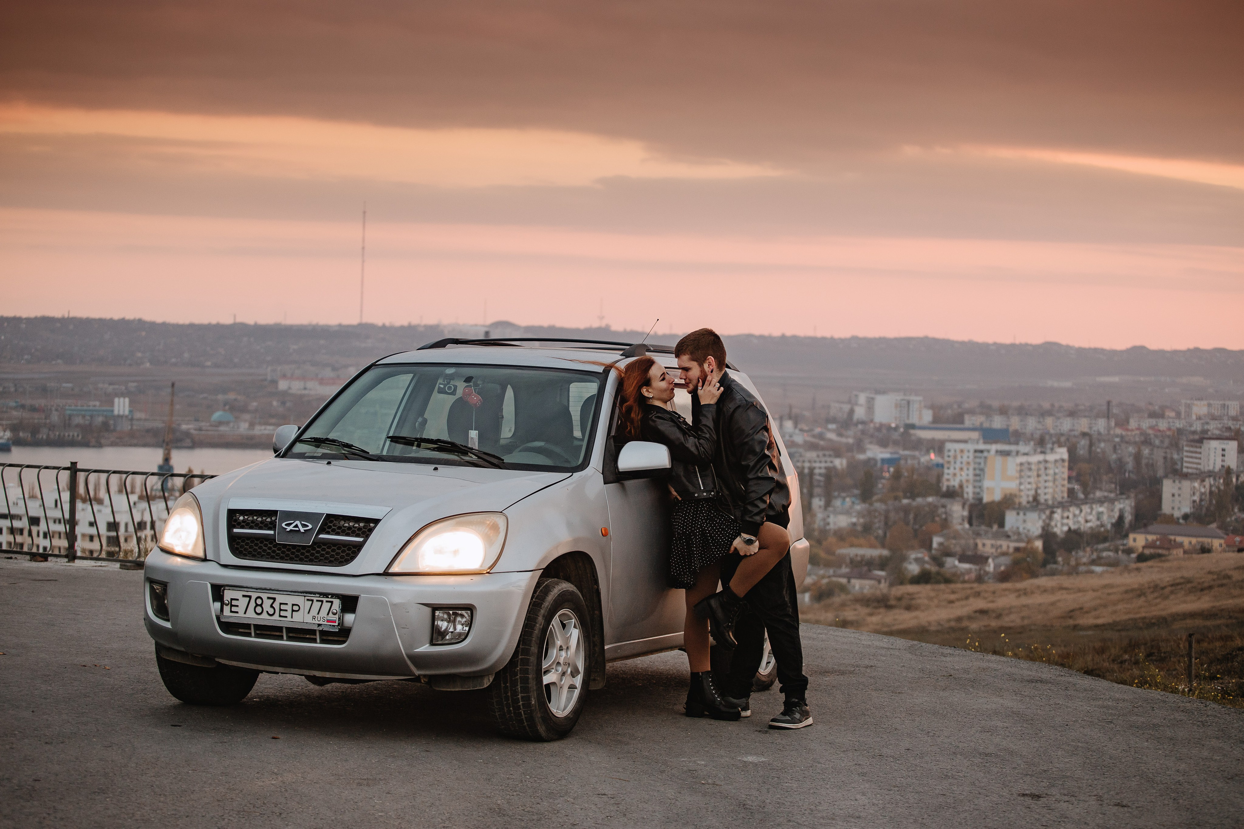 Любовь в Керчи. Фотограф Алиса Субботина