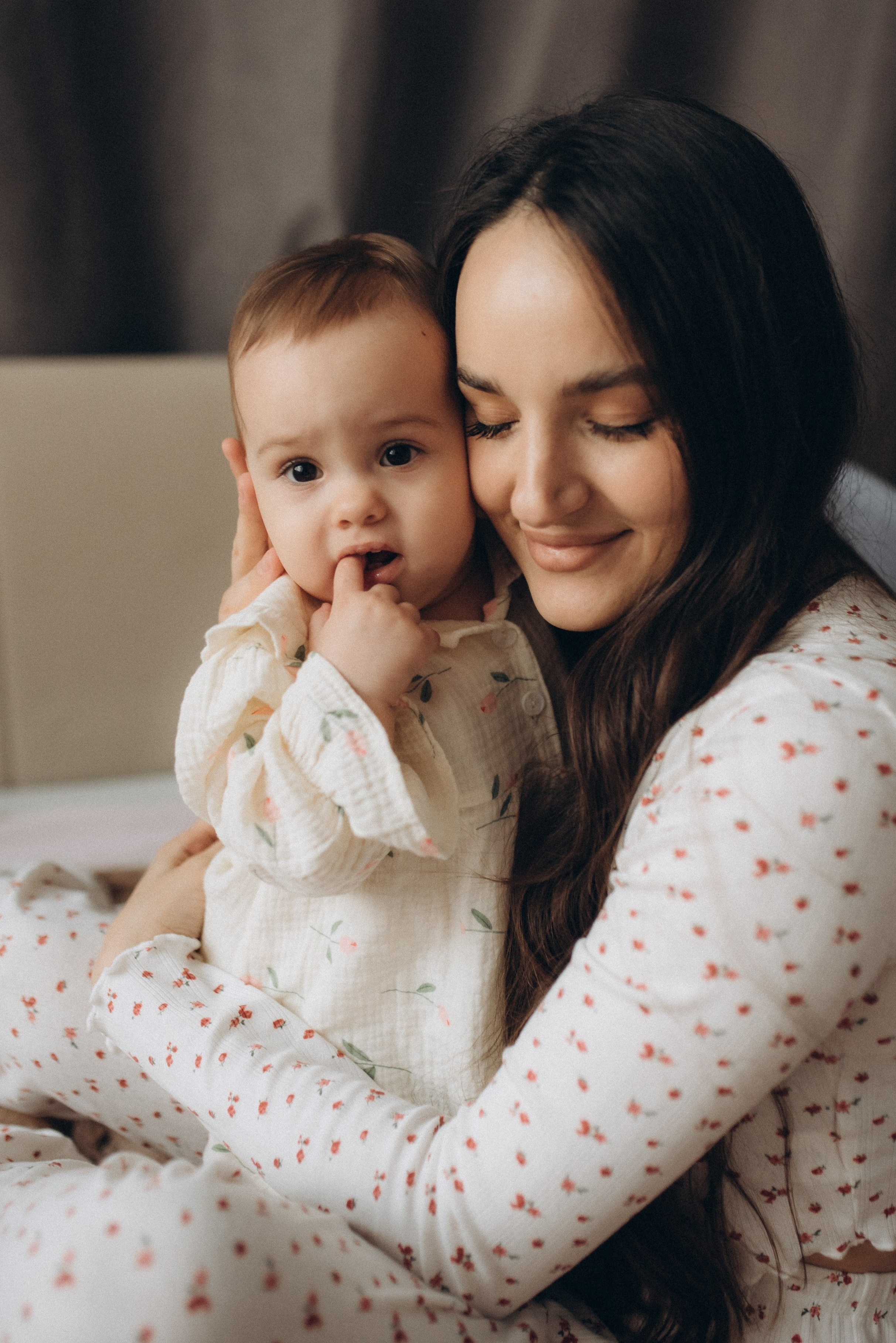 Тихие миры в наших ладонях🫶🏻. Семейный фотограф в Ростове-на-Дону Мария Панарина