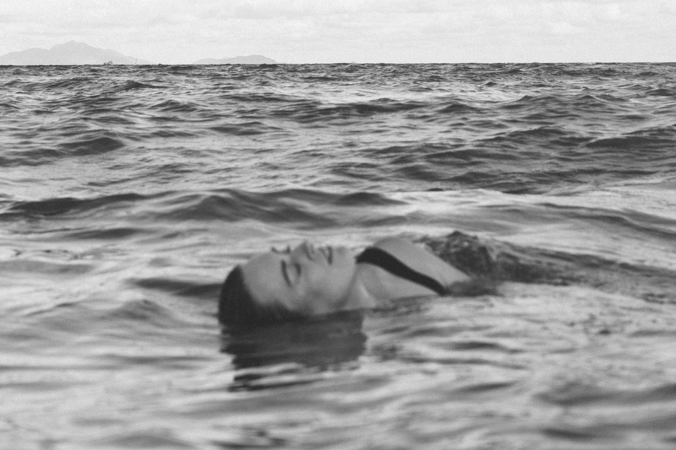 Allie and Morgan. Film Photographer in Da Nang, Vietnam — Tanya Parfenteva