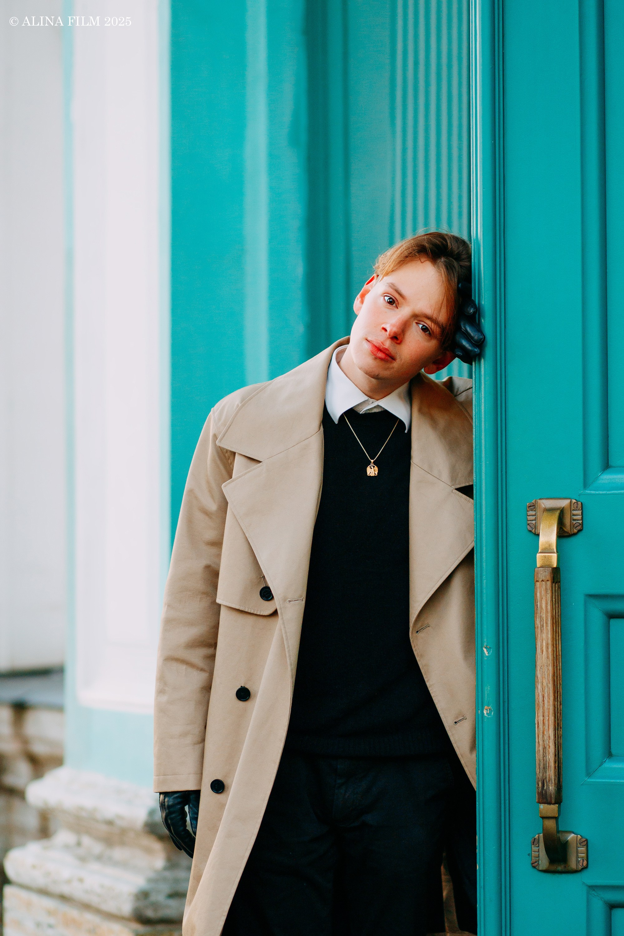 Фотопрогулка на Дворцовой набережной. Фотограф в Санкт-Петербурге Alina Film