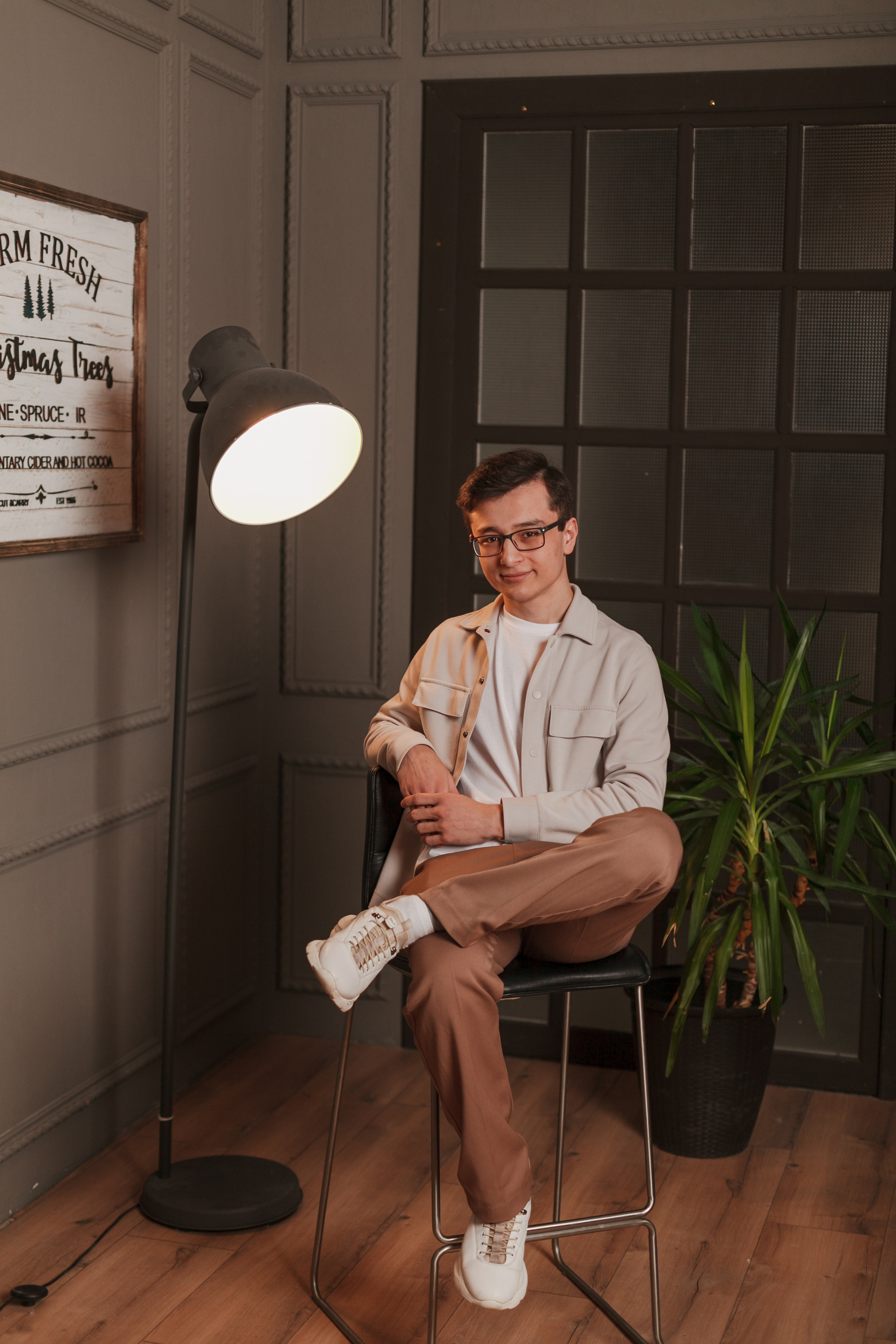 Фотосъёмка выпускников в студии. Ирина Коновалова школьный фотограф. Выпускные альбомы Ярославль