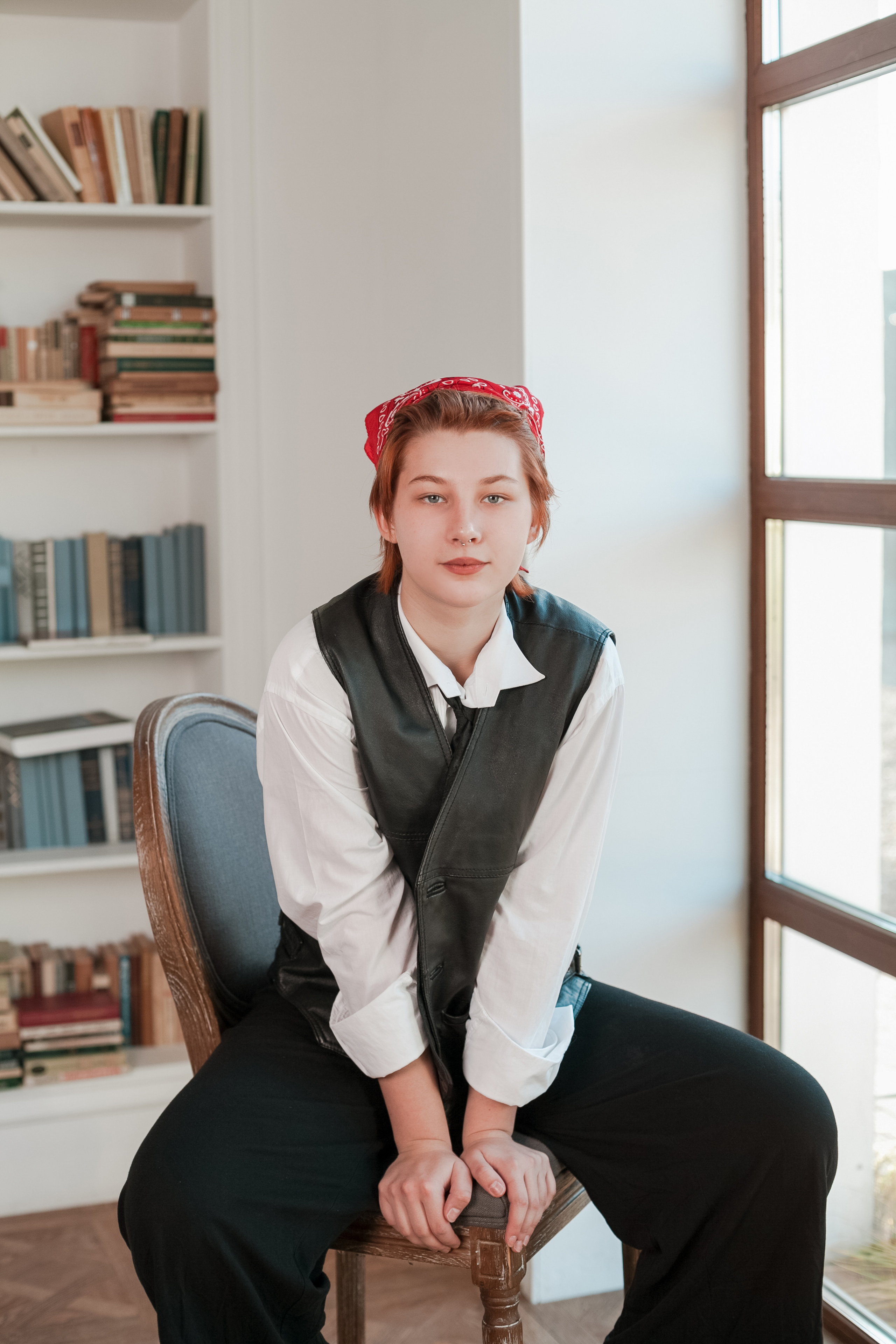 Гимназия № 2 11 «Г» класс. Ирина Коновалова школьный фотограф. Выпускные альбомы Ярославль