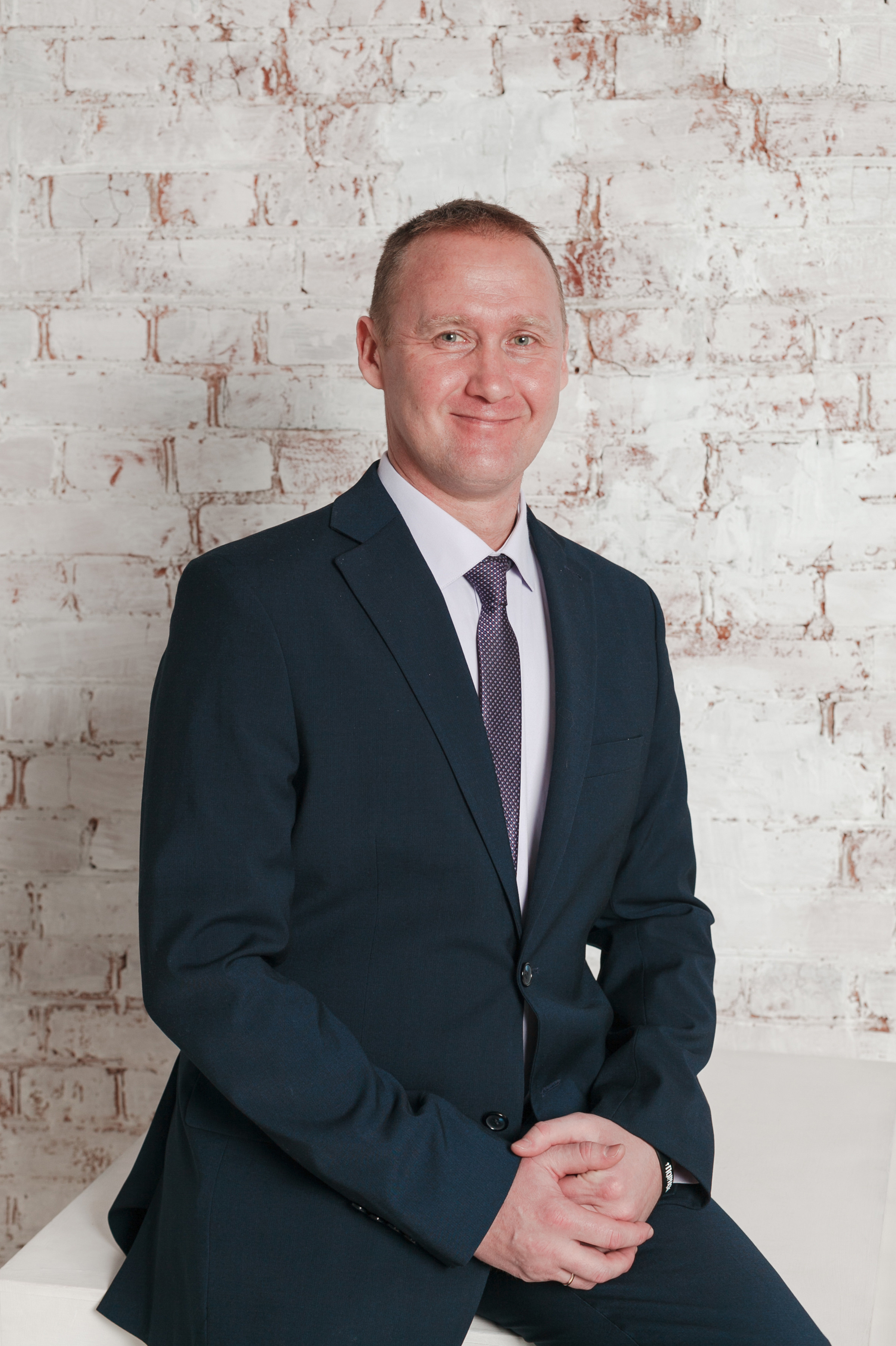 Гимназия № 2 11 «А» класс. Ирина Коновалова школьный фотограф. Выпускные альбомы Ярославль