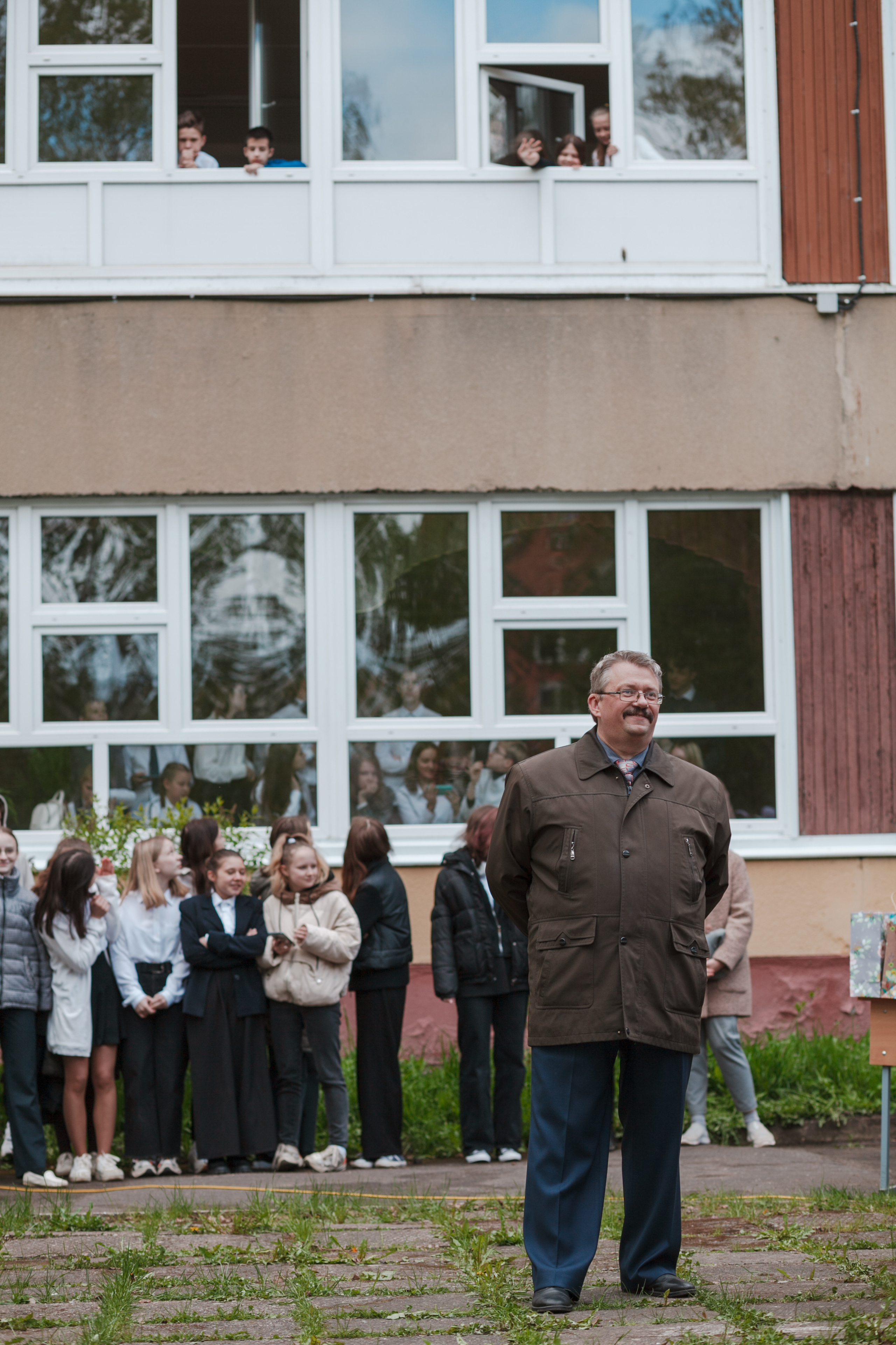 Последний звонок. Ирина Коновалова школьный фотограф. Выпускные альбомы Ярославль