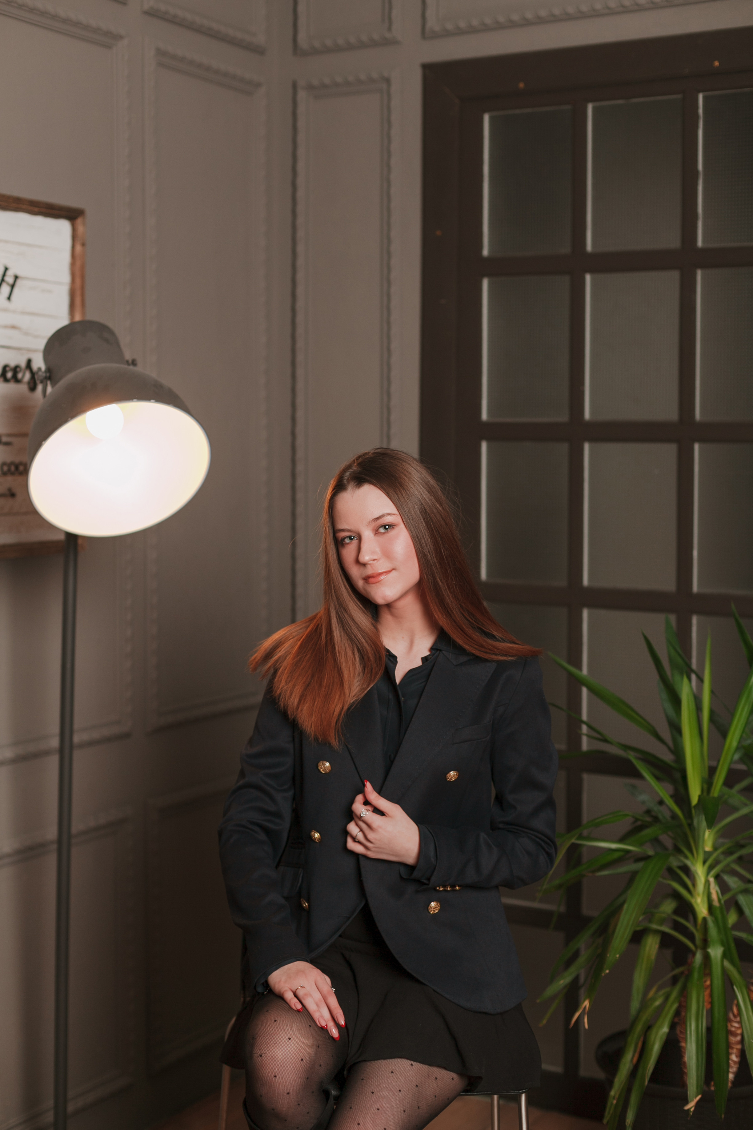 Фотосъёмка выпускников в студии. Ирина Коновалова школьный фотограф. Выпускные альбомы Ярославль