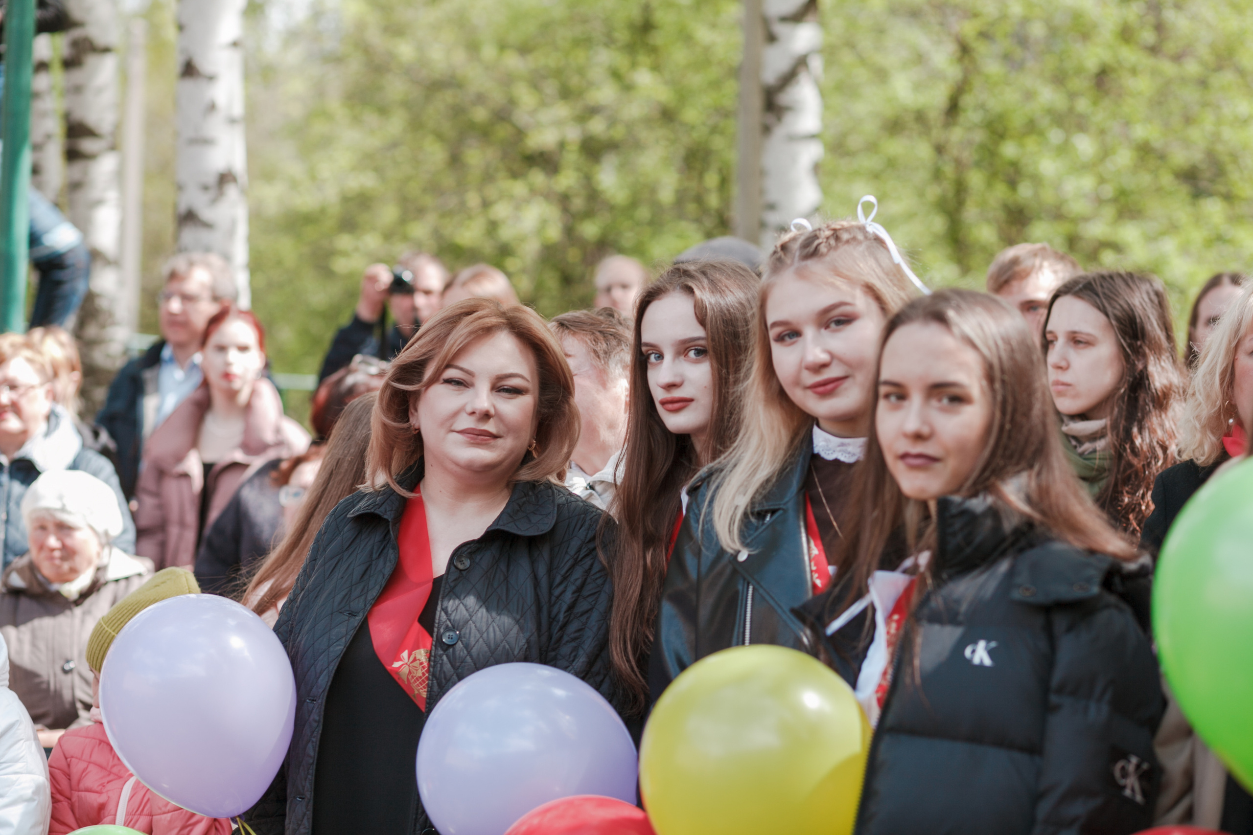 Последний звонок. Ирина Коновалова школьный фотограф. Выпускные альбомы Ярославль