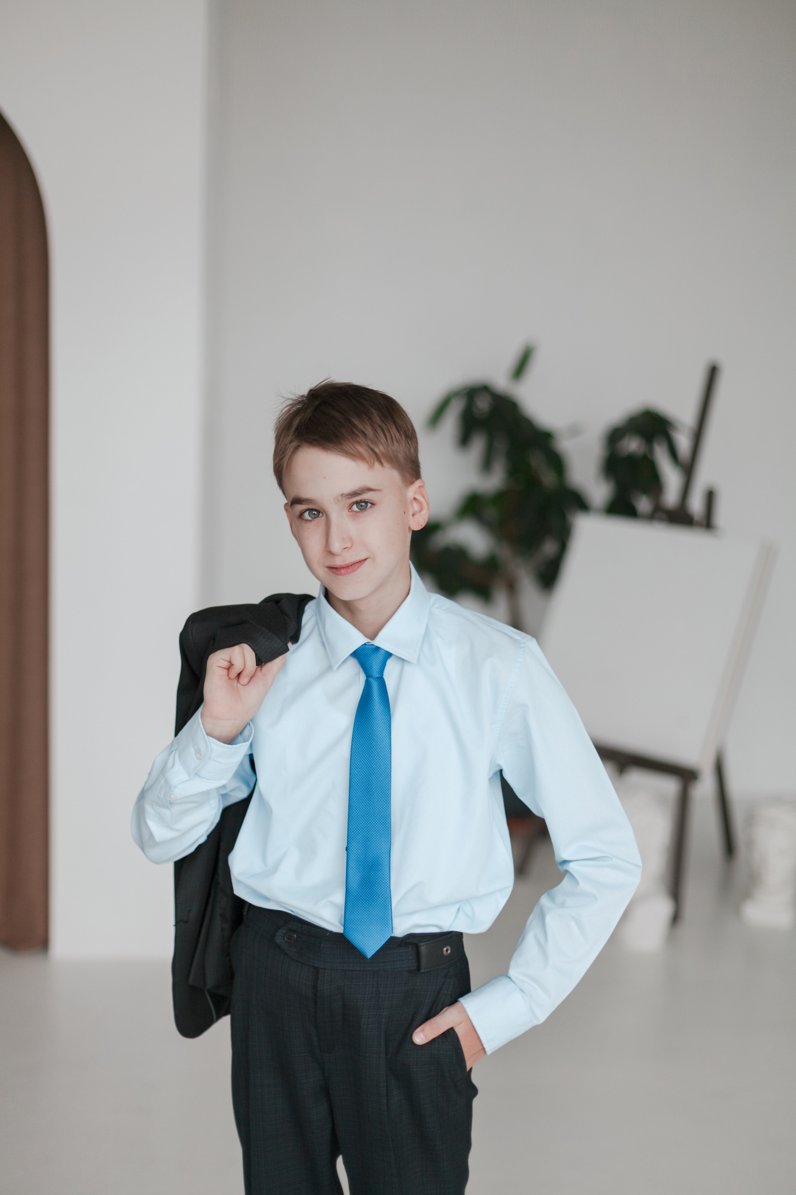 4 класс в студии. Ирина Коновалова школьный фотограф. Выпускные альбомы Ярославль