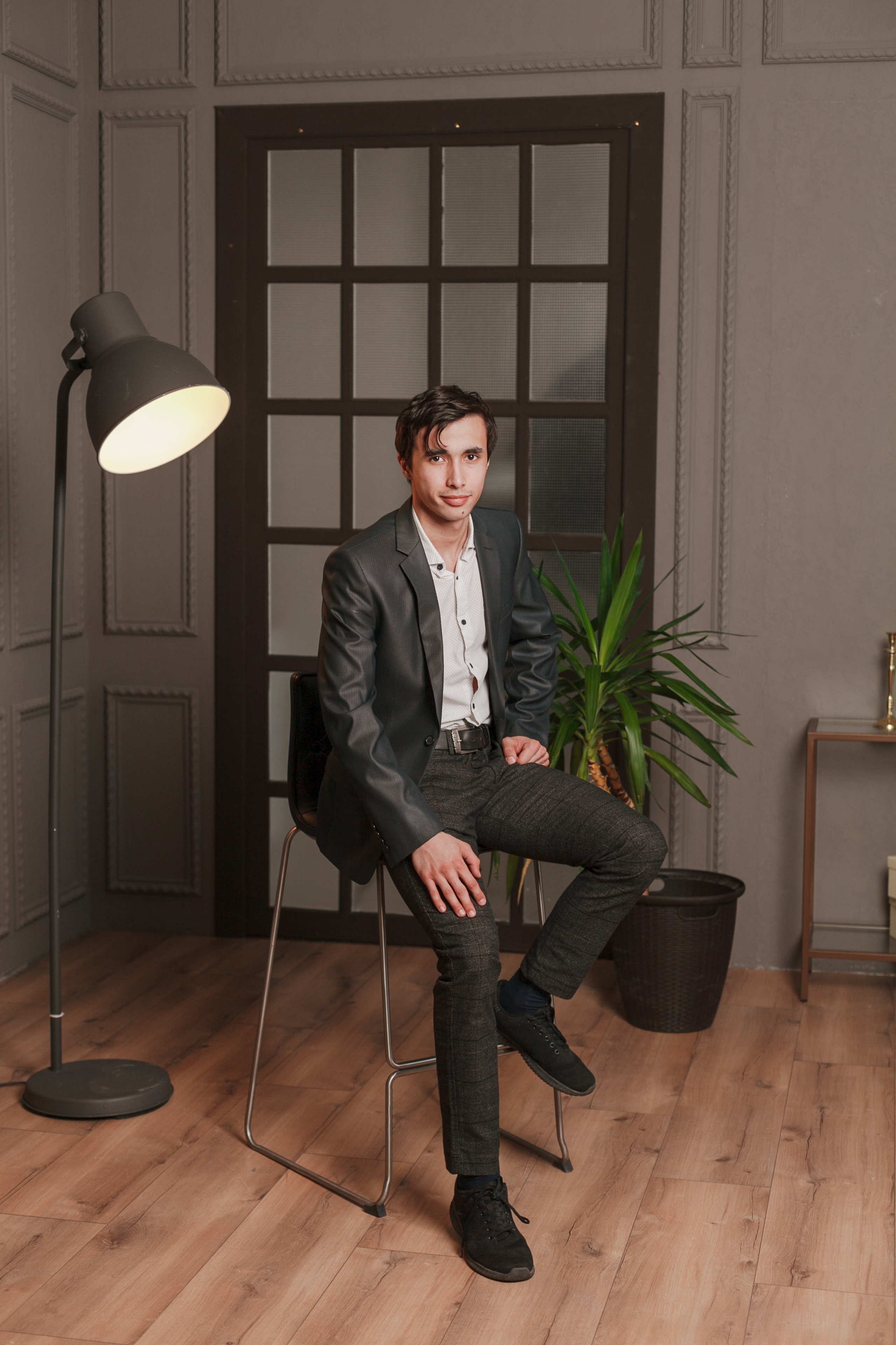 Фотосъёмка выпускников в студии. Ирина Коновалова школьный фотограф. Выпускные альбомы Ярославль