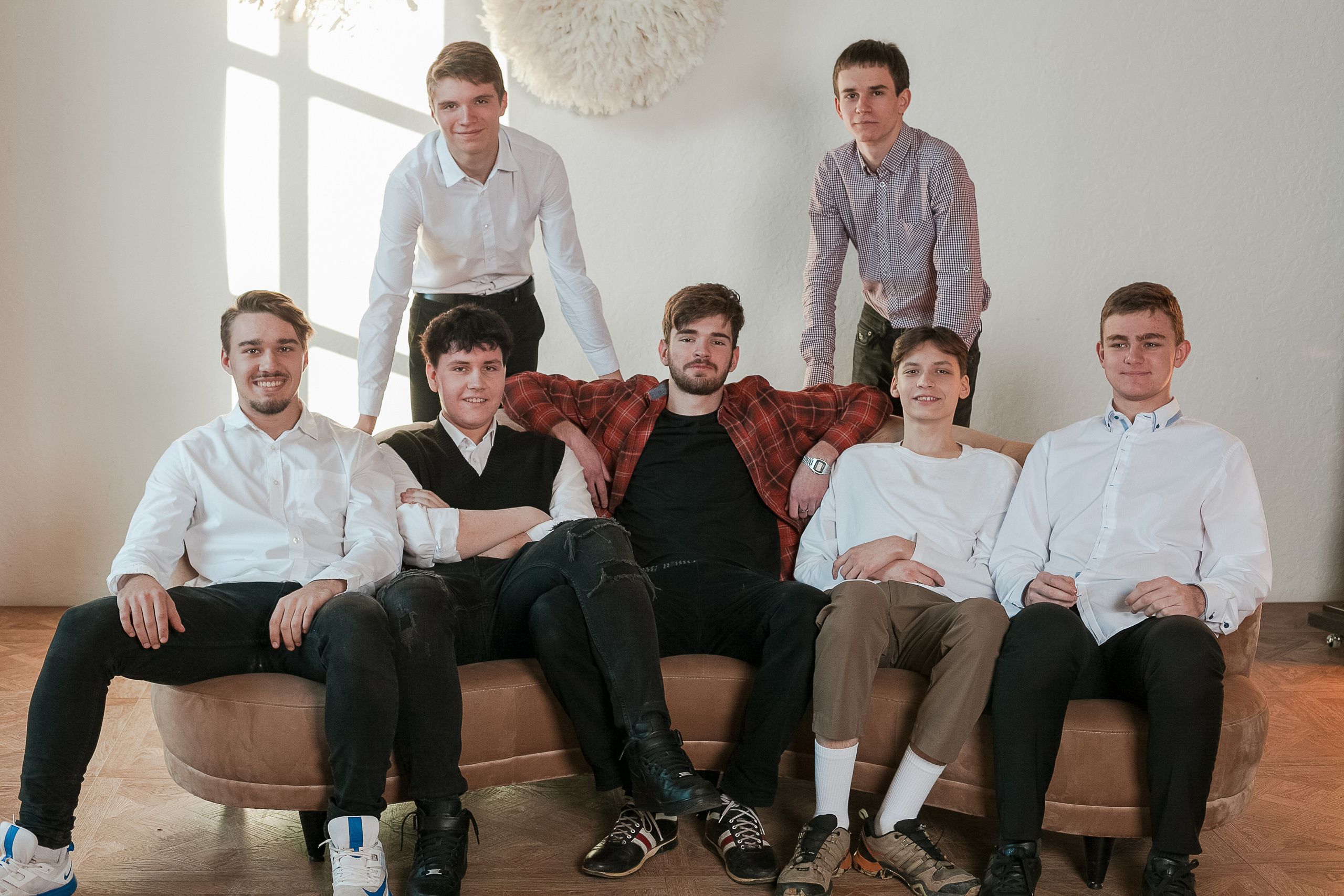 Гимназия № 2 11 «Г» класс. Ирина Коновалова школьный фотограф. Выпускные альбомы Ярославль