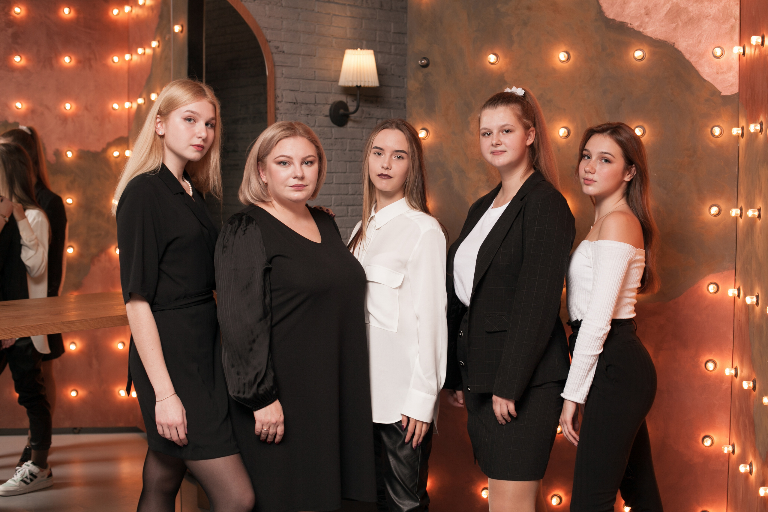 Съемка выпускников гимназии. Ирина Коновалова школьный фотограф. Выпускные альбомы Ярославль