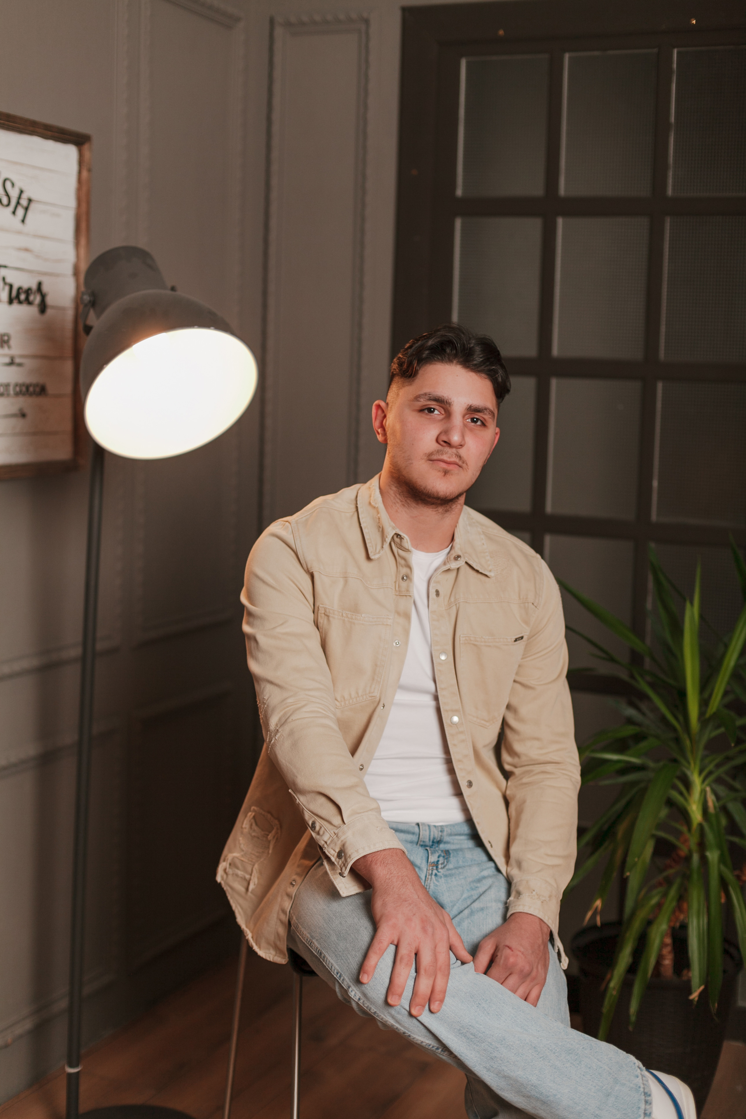 Фотосъёмка выпускников в студии. Ирина Коновалова школьный фотограф. Выпускные альбомы Ярославль