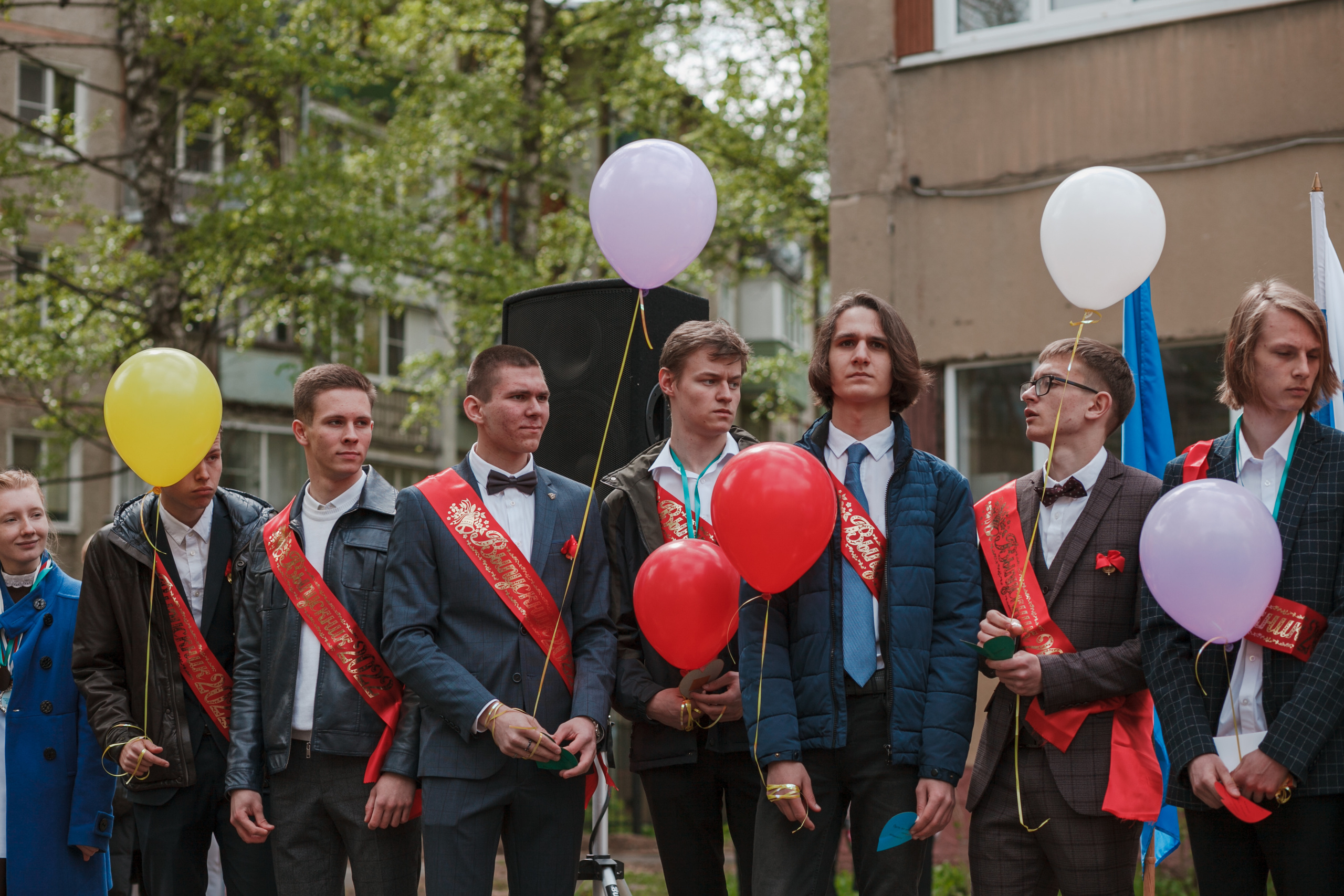 Последний звонок. Ирина Коновалова школьный фотограф. Выпускные альбомы Ярославль