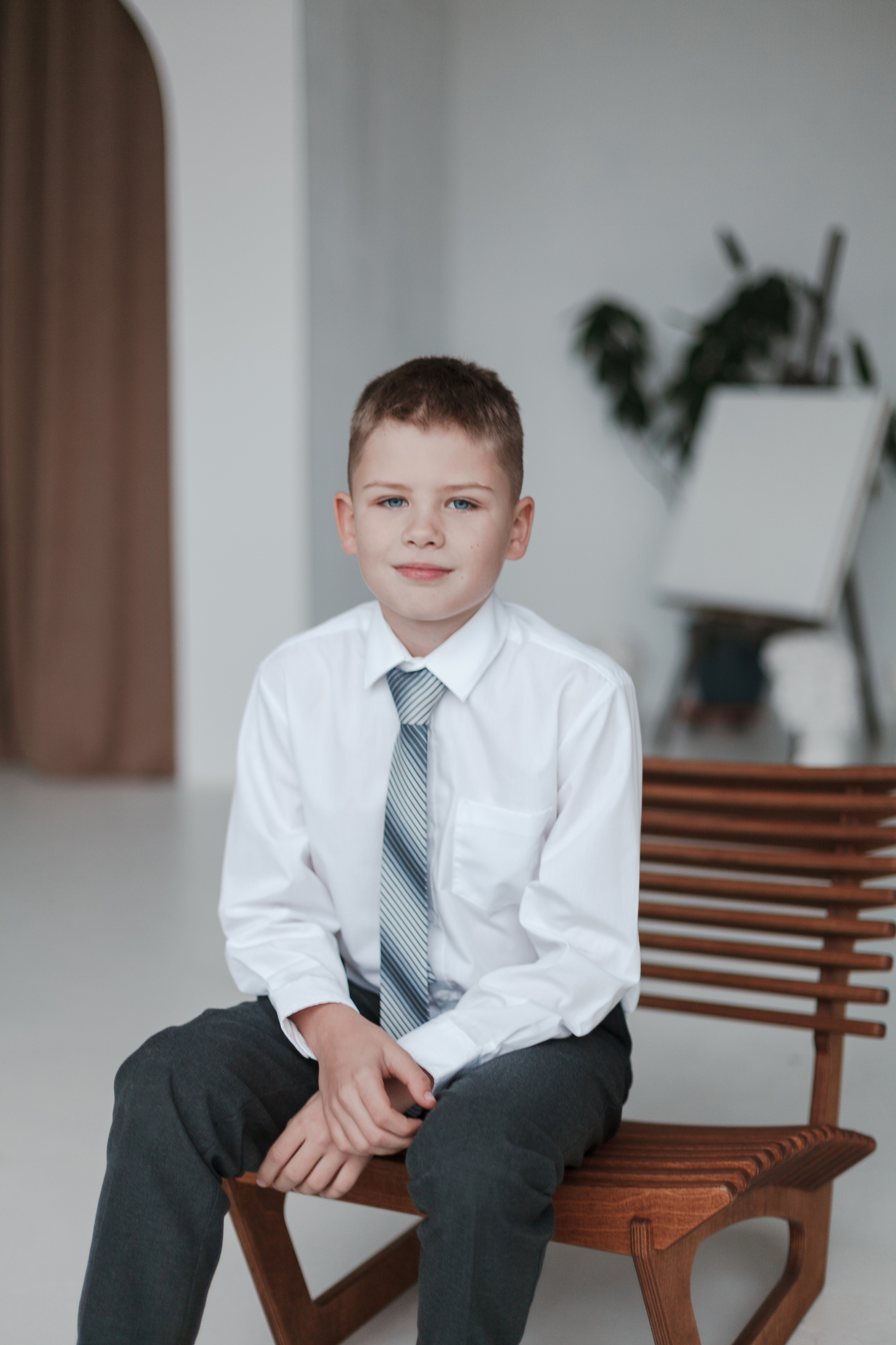 4 класс в студии. Ирина Коновалова школьный фотограф. Выпускные альбомы Ярославль