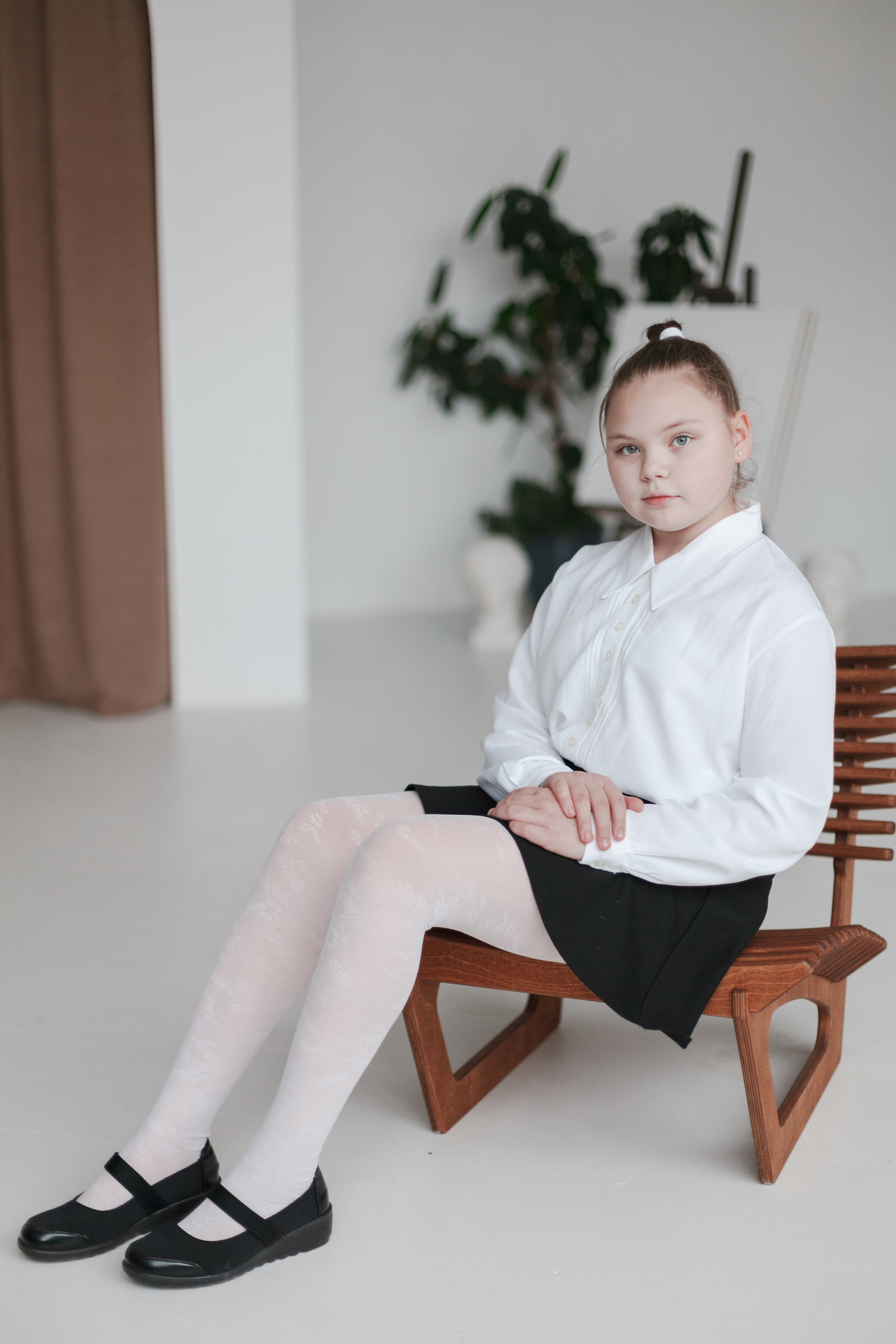 4 класс в студии. Ирина Коновалова школьный фотограф. Выпускные альбомы Ярославль