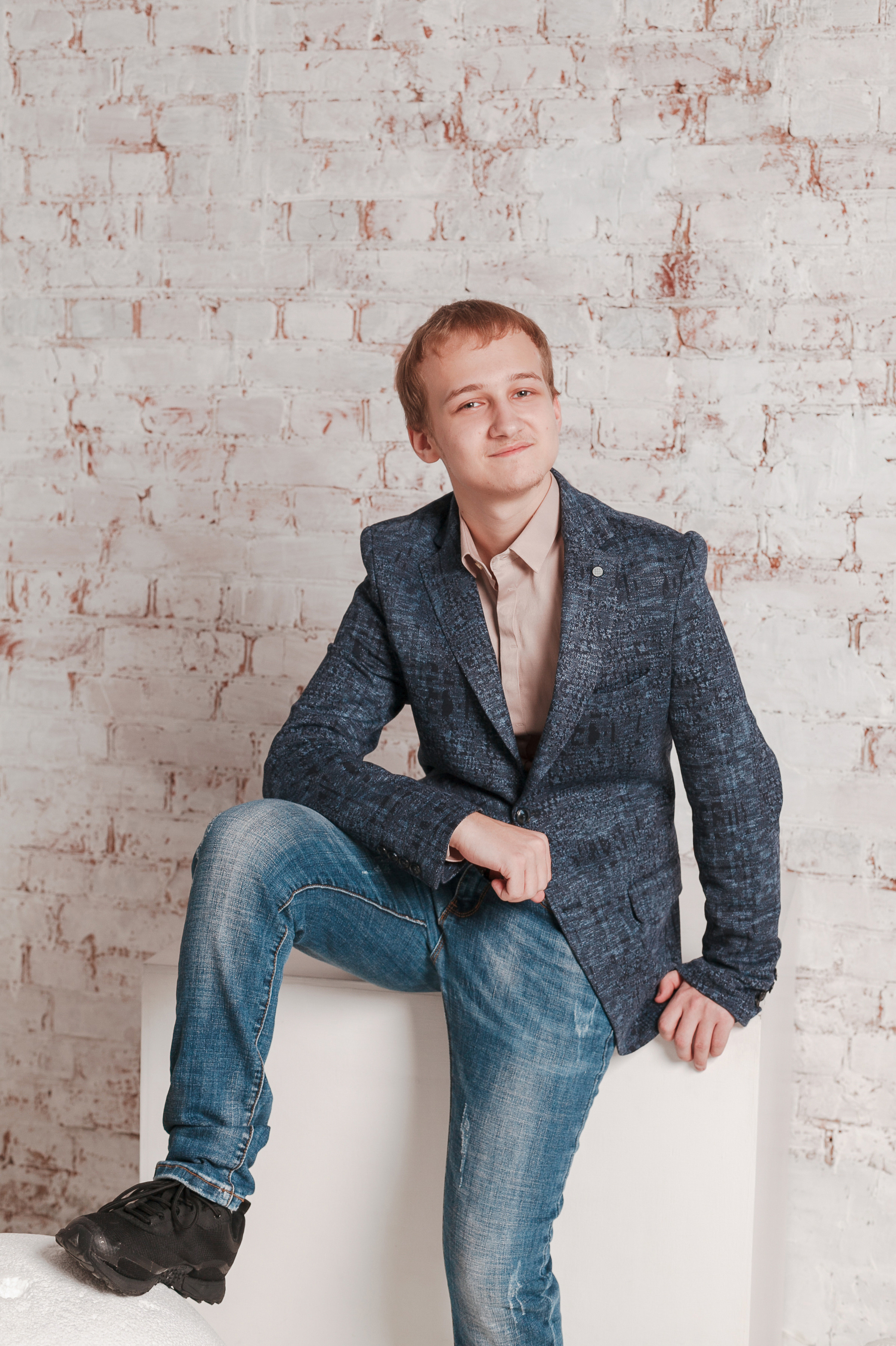 Гимназия № 2 11 «А» класс. Ирина Коновалова школьный фотограф. Выпускные альбомы Ярославль