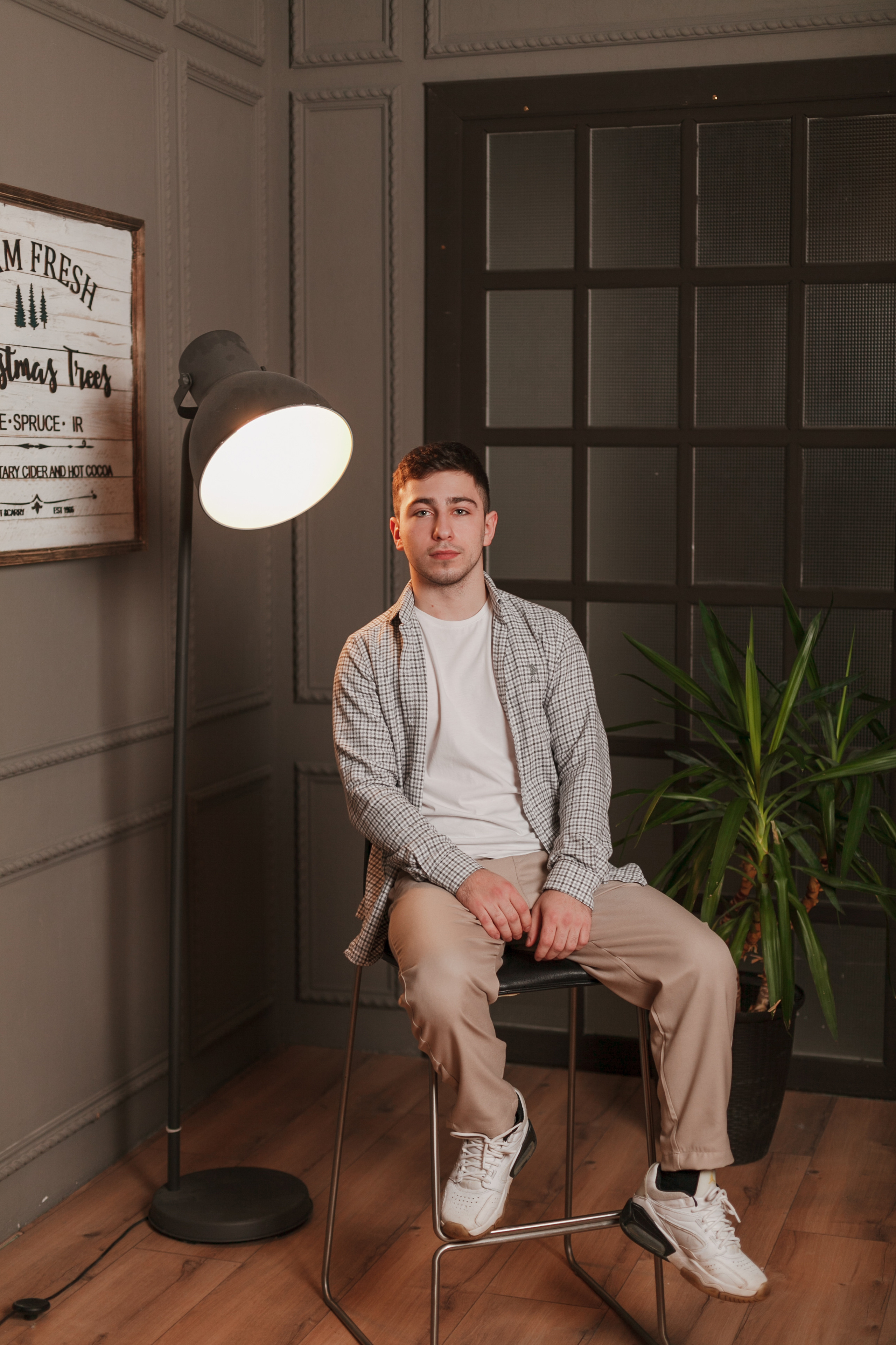 Фотосъёмка выпускников в студии. Ирина Коновалова школьный фотограф. Выпускные альбомы Ярославль